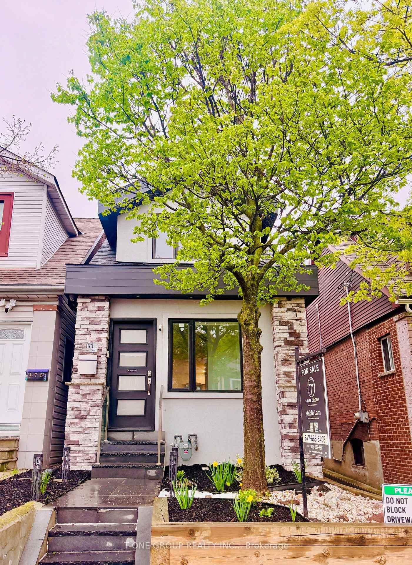 173 Drayton Avenue, The Beaches / Upper Beaches, ON M4C 3M1 - Photo 1