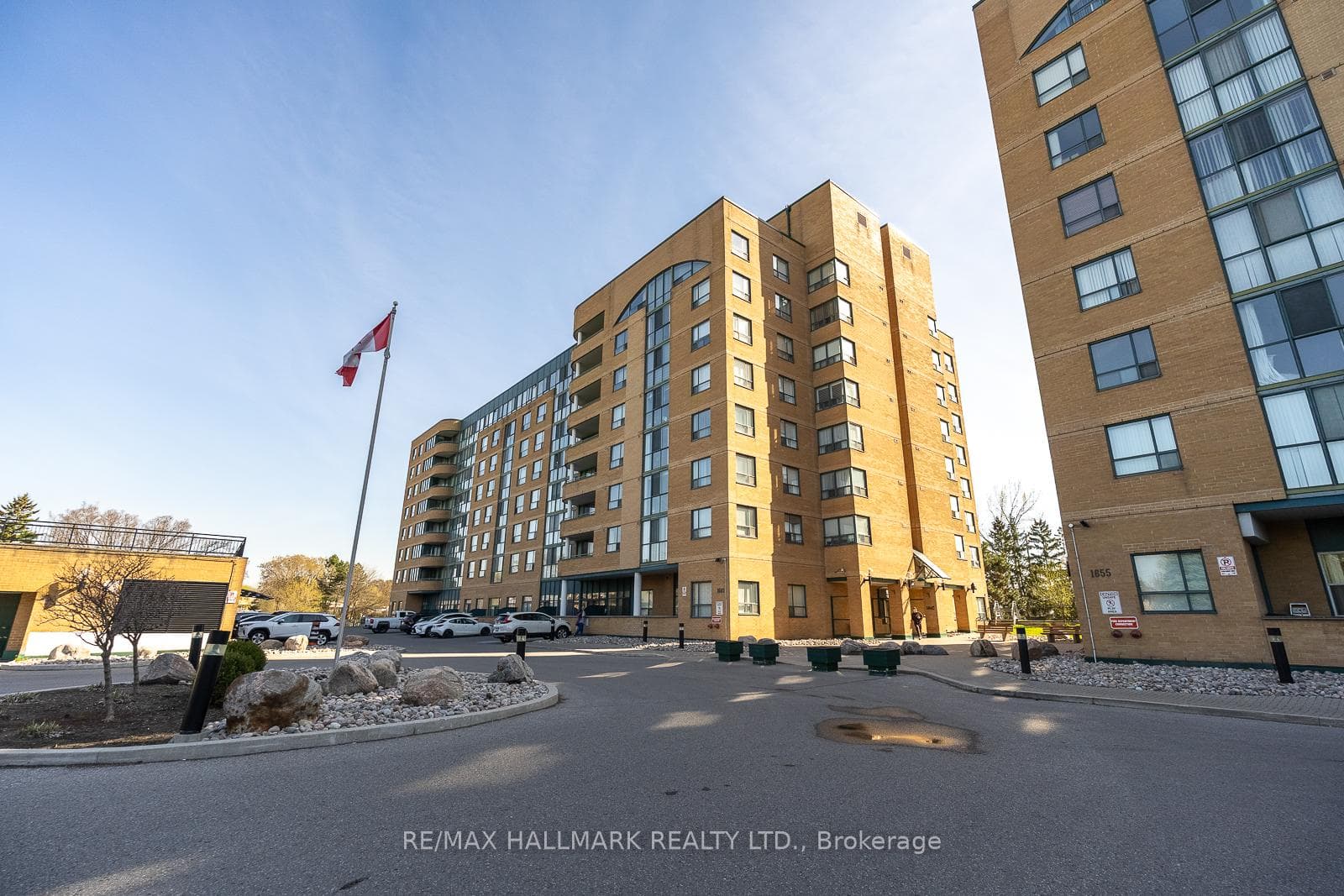 1665 Pickering Parkway Unit 103, Pickering, ON L1V 6L4 - Photo 1