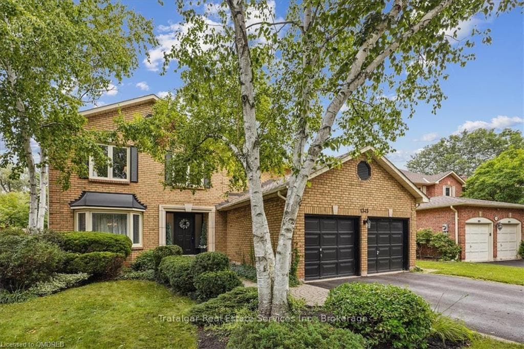 1345 BIRCHCLIFF Drive, Oakville, ON L6M 2A4 - Photo 1