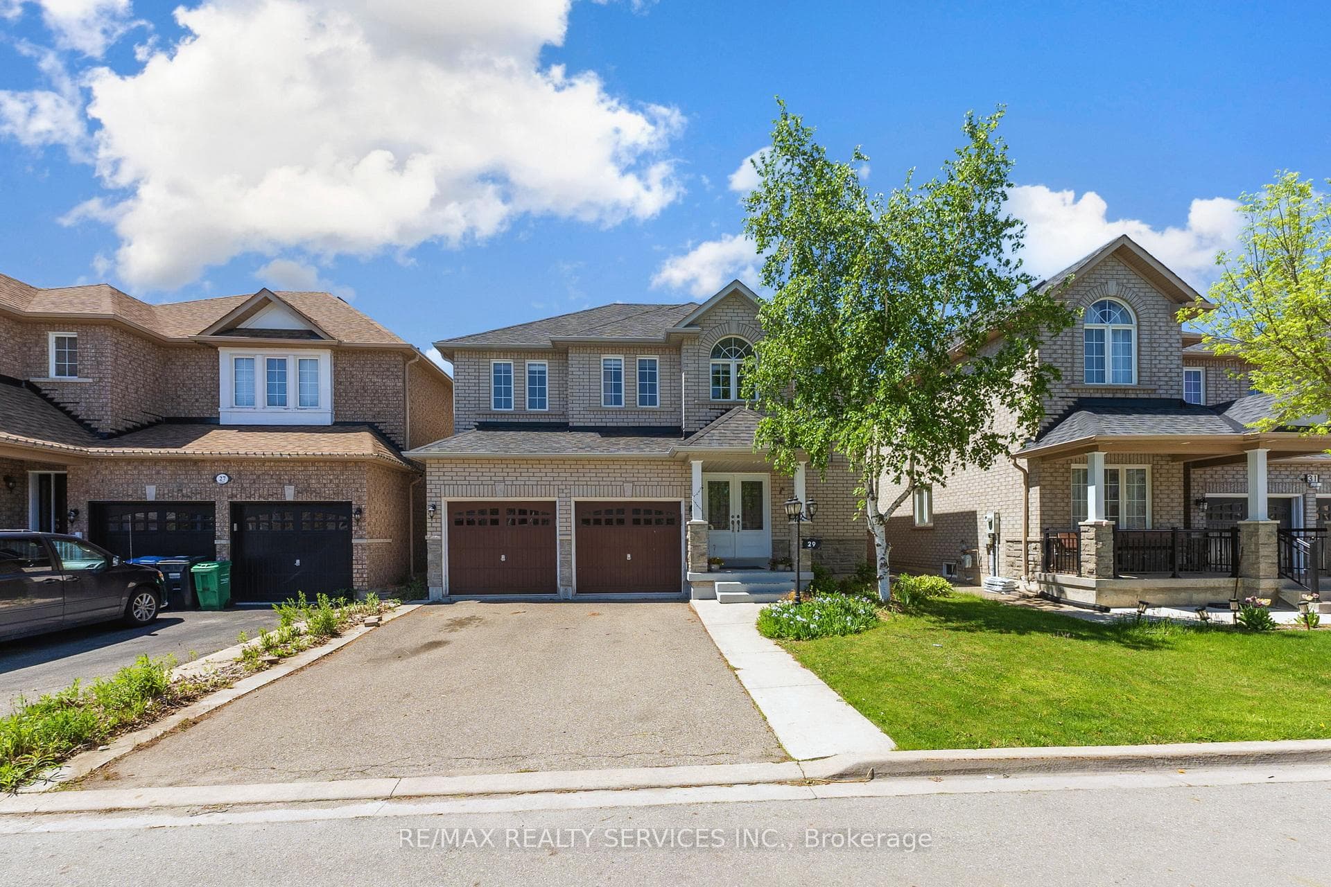 29 Sir Jacobs Crescent, Brampton