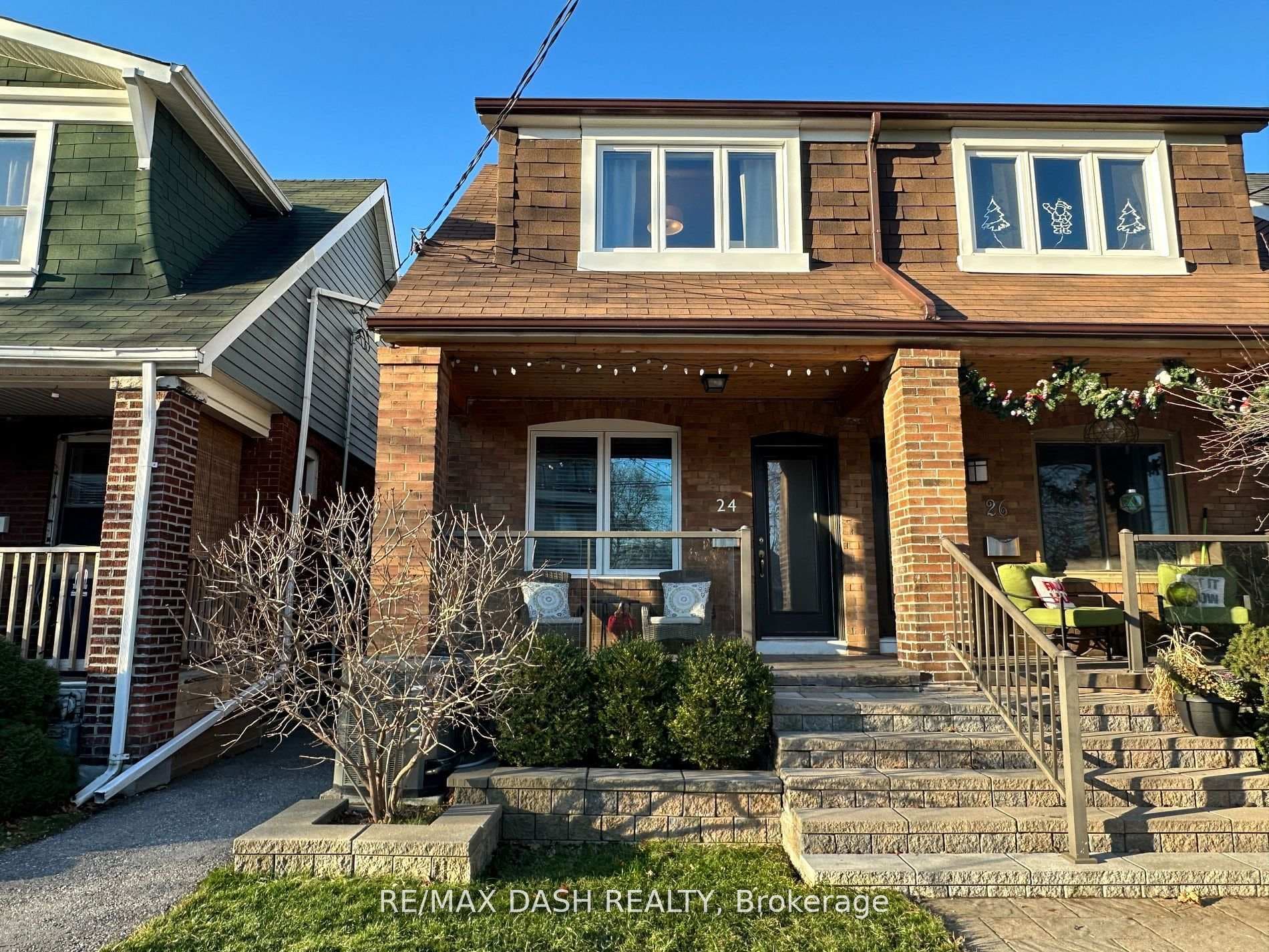 24 Berkshire Avenue, Riverdale / Leslieville, ON M4M 2Z6 - Photo 1