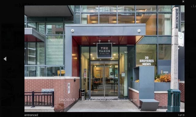 20 Bruyeres Mews Unit 305, Toronto C01