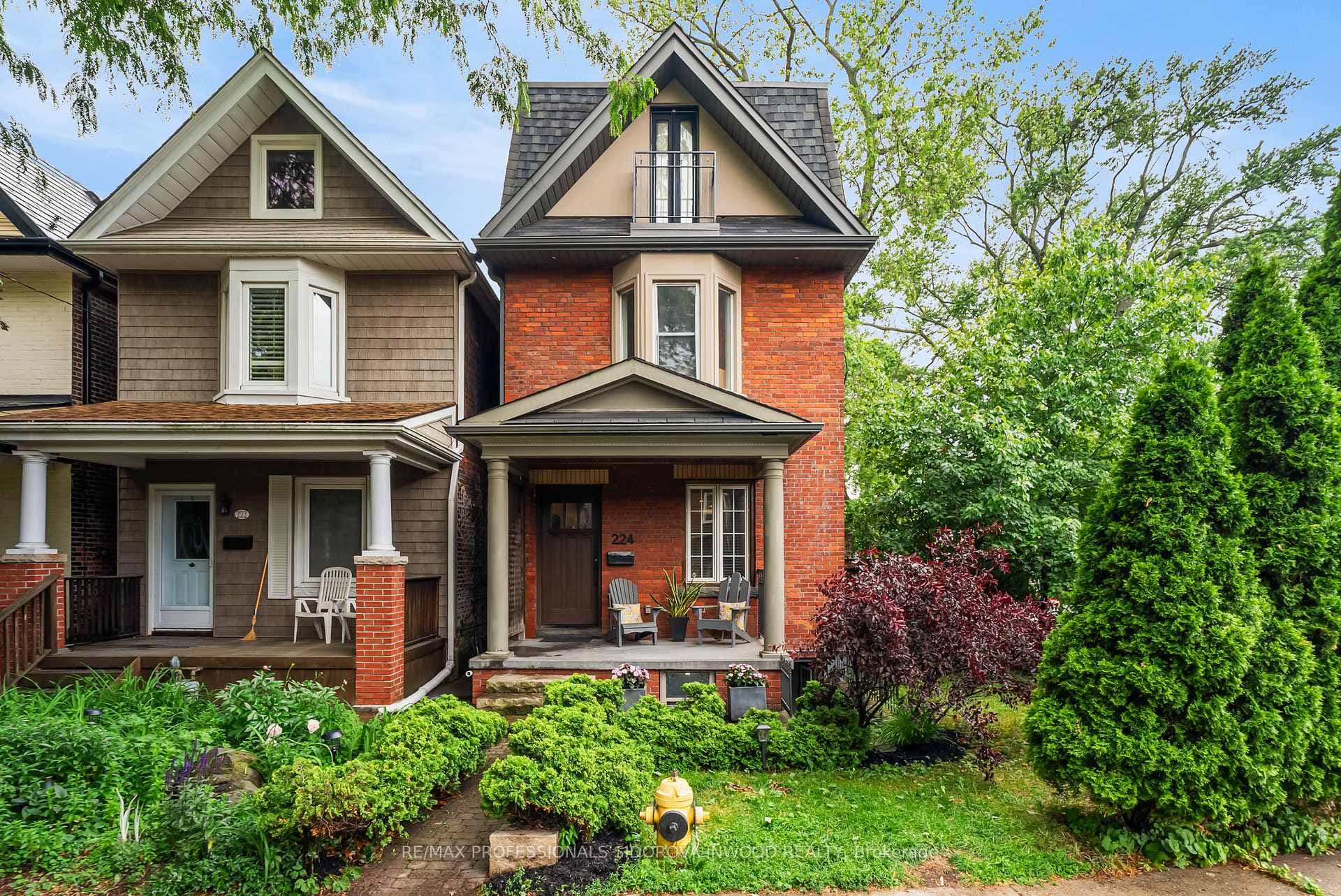 224 Gilmour Avenue, Bloor West Village / Swansea, ON M6P 3B4 - Photo 1