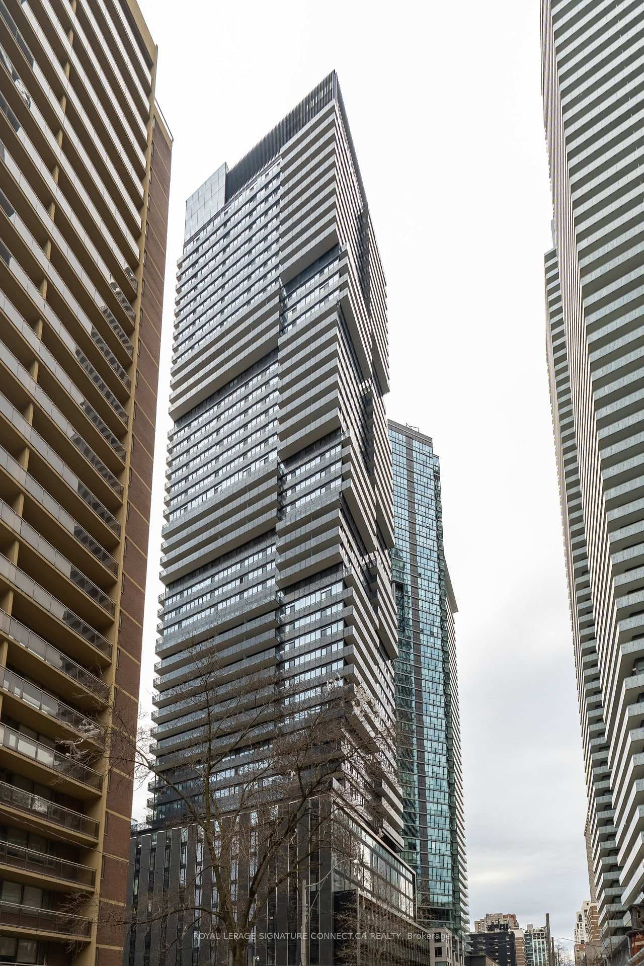 55 Charles Street Unit 3408, Regent Park / Cabbagetown / St. James Town, ON M4Y 0J1 - Photo 1