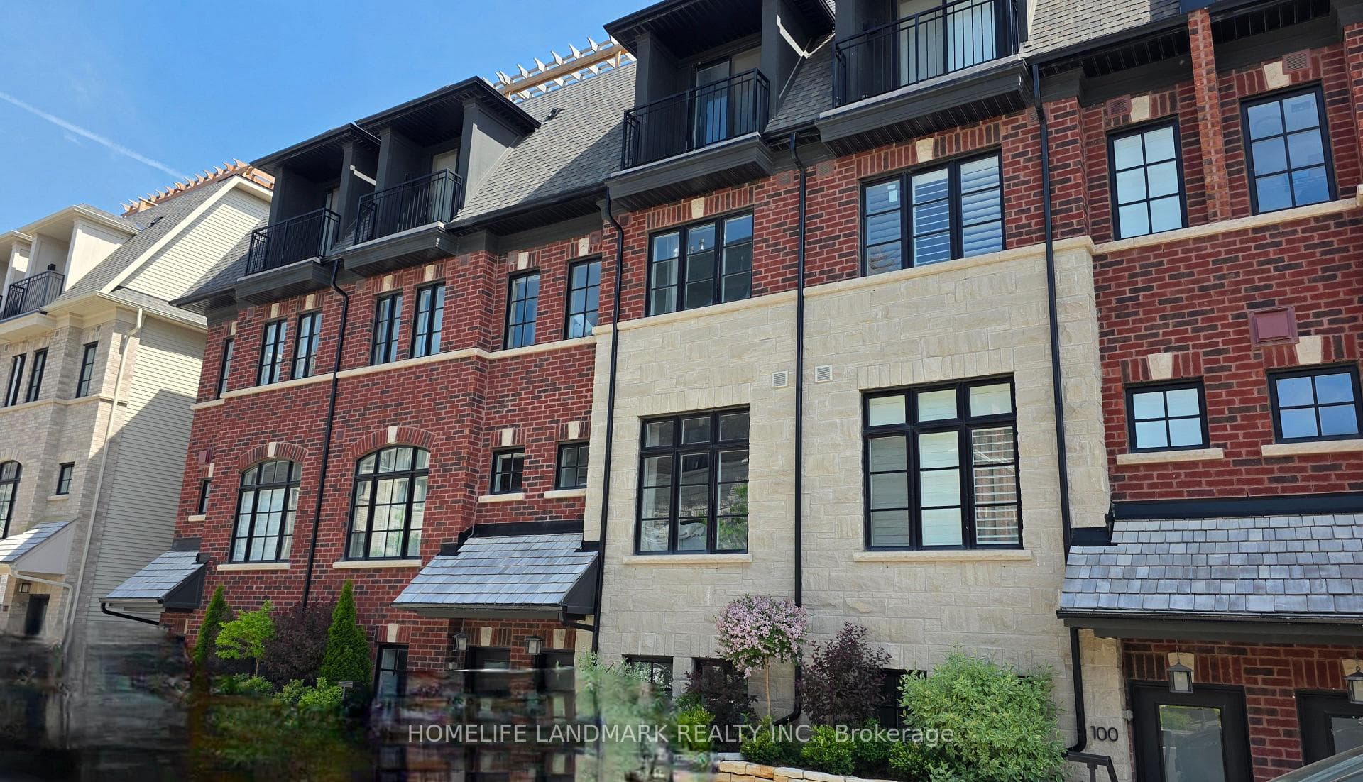 21 Wasdale Road Unit 101, Mississauga, ON L5M 2R2 - Photo 1