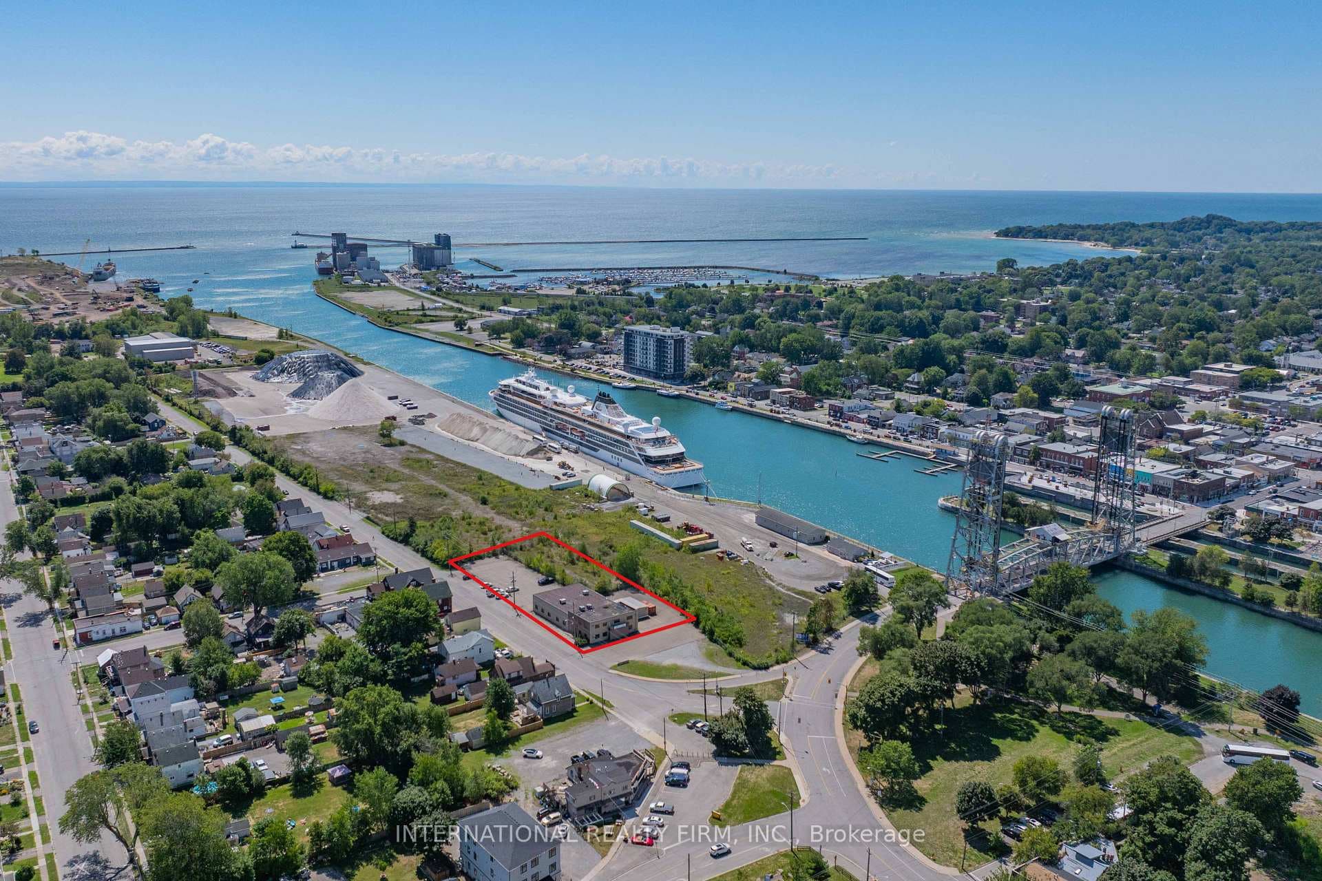 198 Welland Street, Port Colborne, ON L3K 5V8 - Photo 1