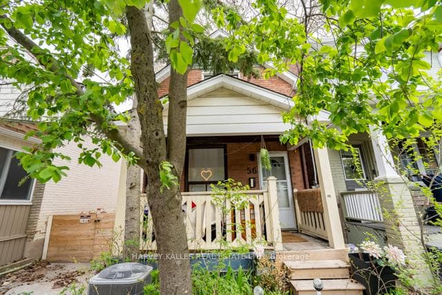 56 Amroth Avenue, The Beaches / Upper Beaches, ON M4C 4H2 - Photo 1