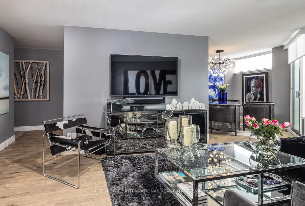 60 Montclair Avenue Unit 603, Forest Hill / Deer Park, ON M5P 1P7 - Photo 1