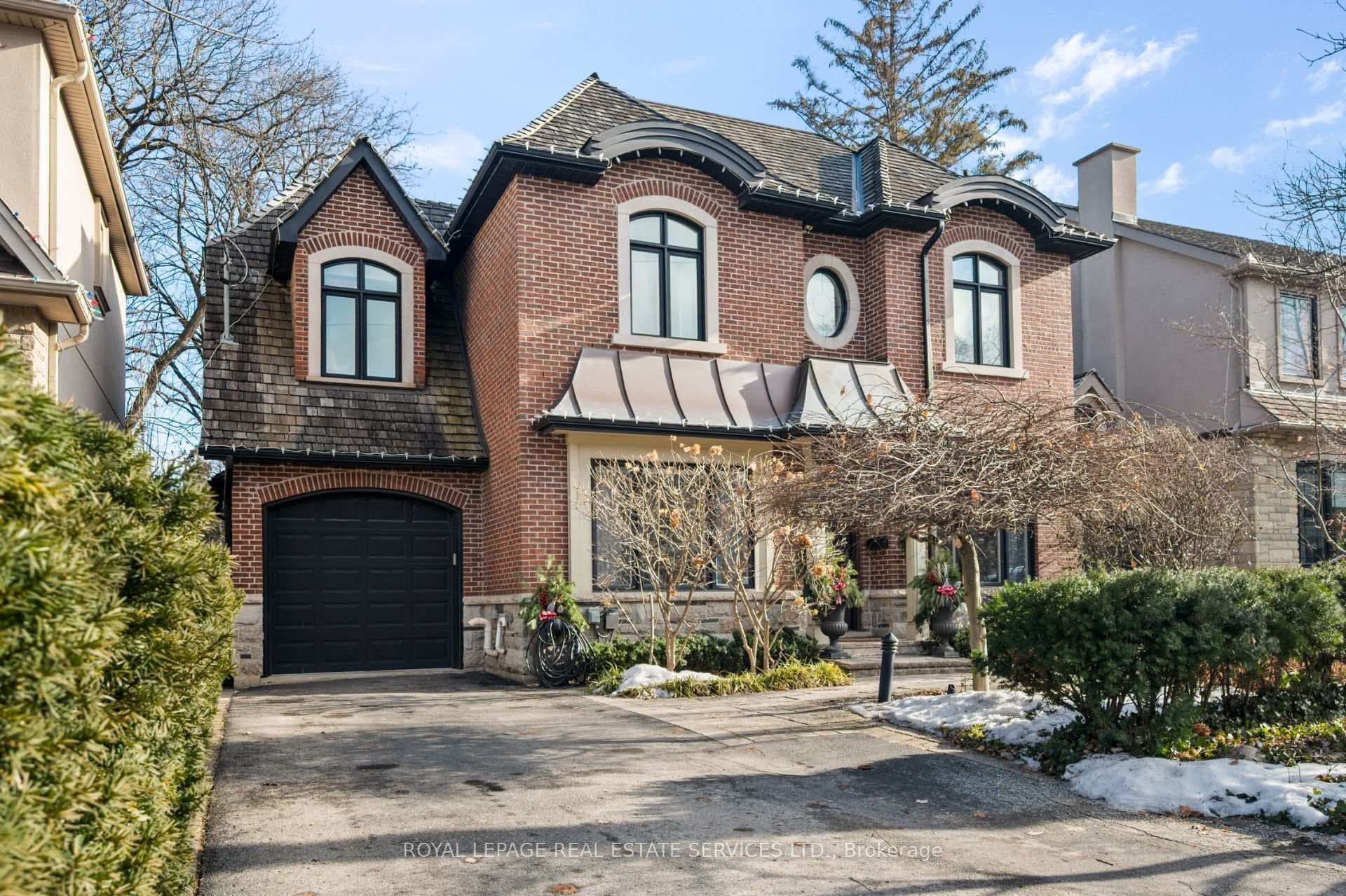 132 Strath Avenue, Etobicoke (Islington / Rexdale), ON M8X 1R5 - Photo 1