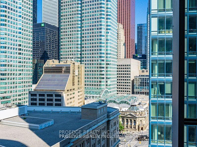 1 The Esplanade Street Unit 1504, Regent Park / Cabbagetown / St. James Town, ON M5E 0A8 - Photo 1