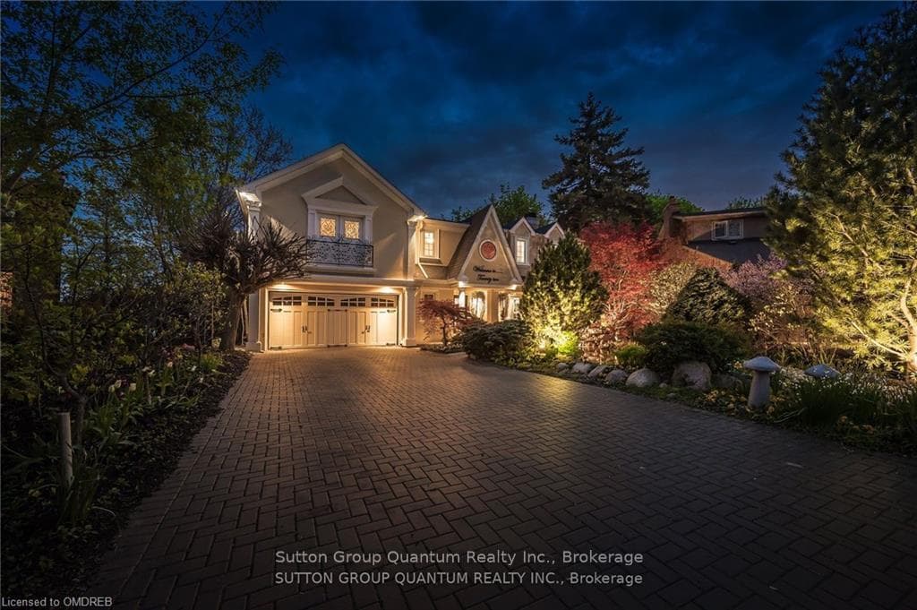 22 ARKENDO Drive, Oakville, ON L6J 5T9 - Photo 1