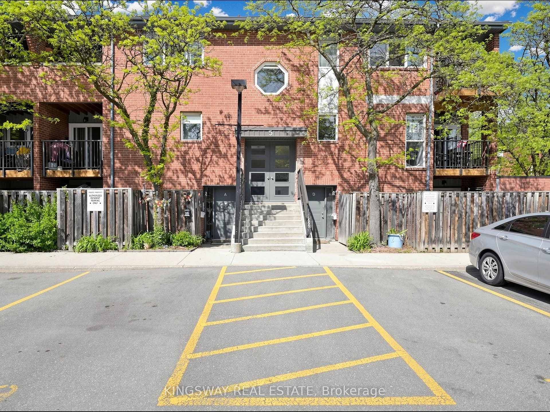 2866 Battleford Road Unit 5F, Mississauga, ON L5N 3L3 - Photo 1