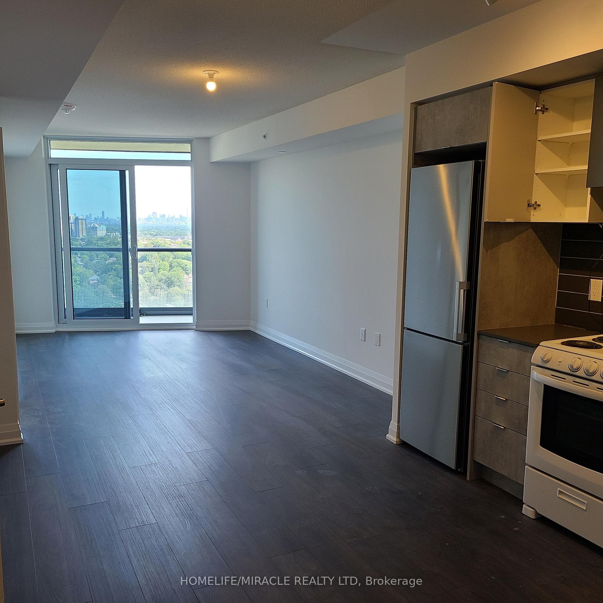 30 Gibbs Road Unit 2406, Etobicoke (Islington / Rexdale), ON M9B 0E4 - Photo 1