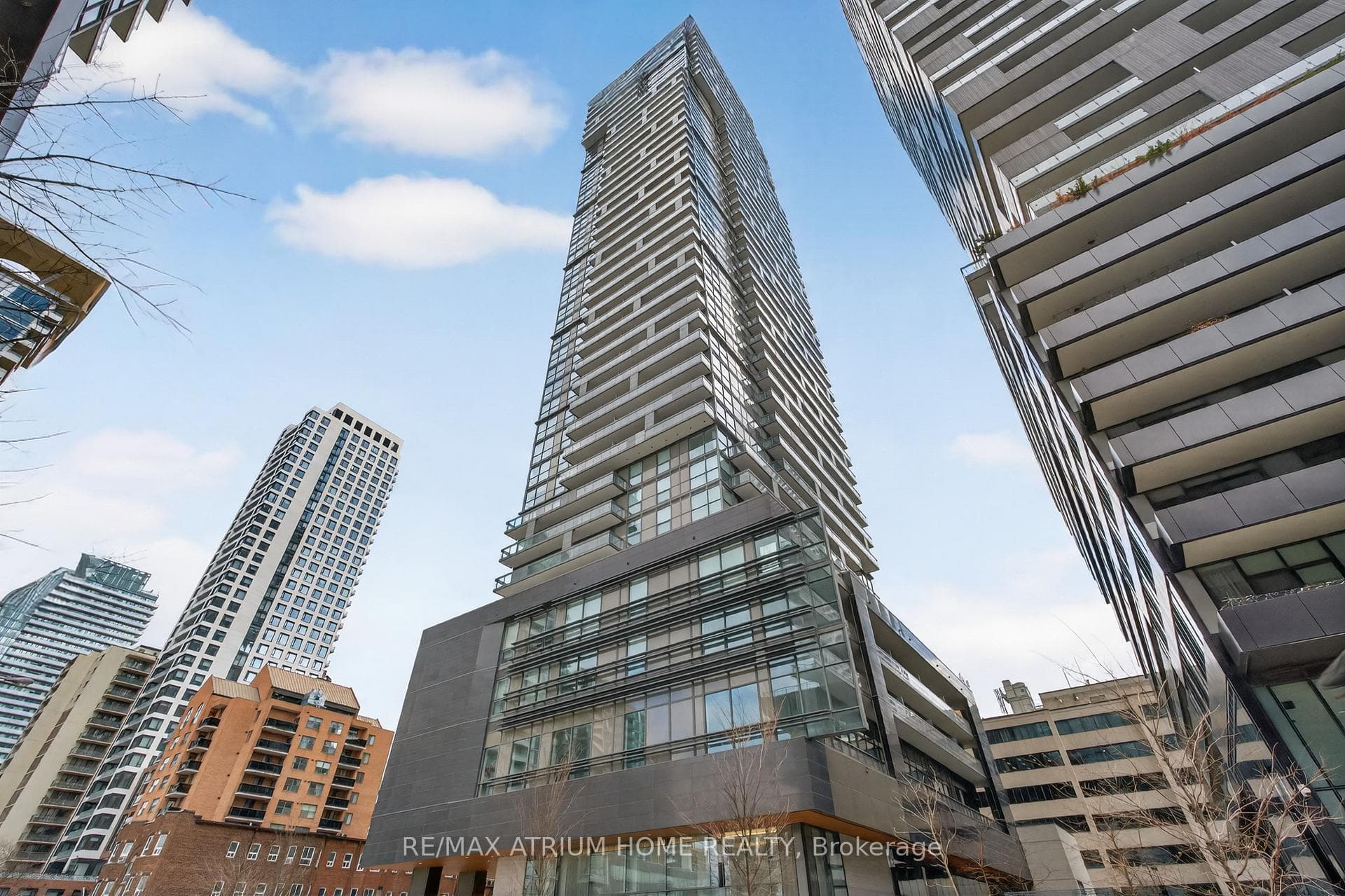 39 Roehampton Avenue Unit 1804, Leaside / Davisville, ON M4P 0G1 - Photo 1
