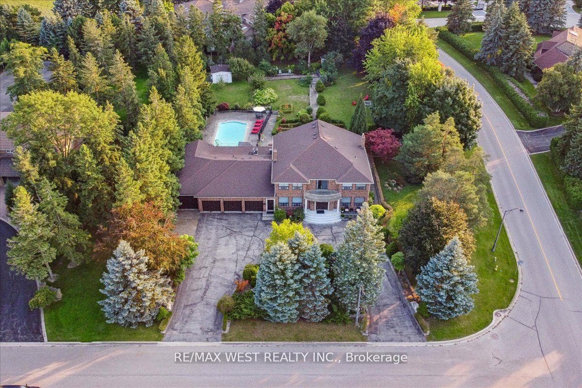190 Sandys Drive, Vaughan, ON L4L 3E3 - Photo 1
