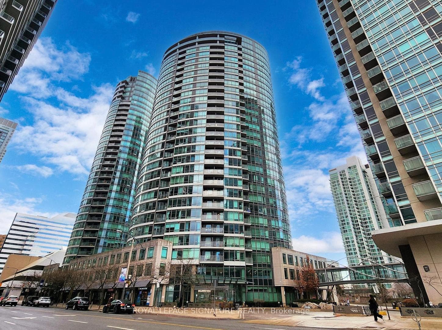 373 Front Street Unit 2305, Downtown Toronto / Waterfront, ON M5V 3R7 - Photo 1