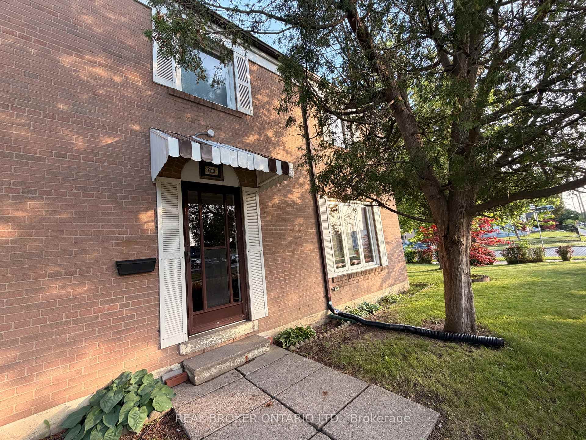 63 Venetian Crescent, Downsview / Black Creek, ON M3N 2L9 - Photo 1