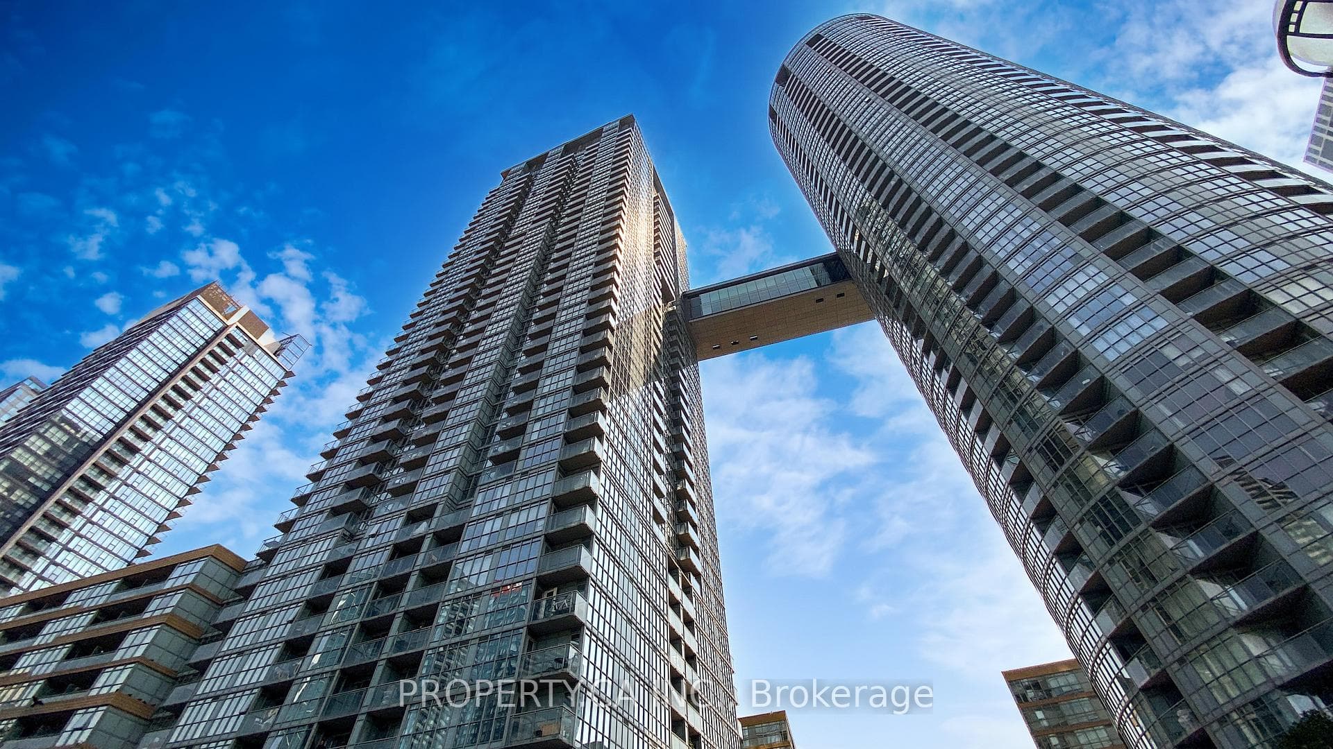 15 Iceboat Terrace Unit 2816, Downtown Toronto / Waterfront, ON M5V 4A5 - Photo 1