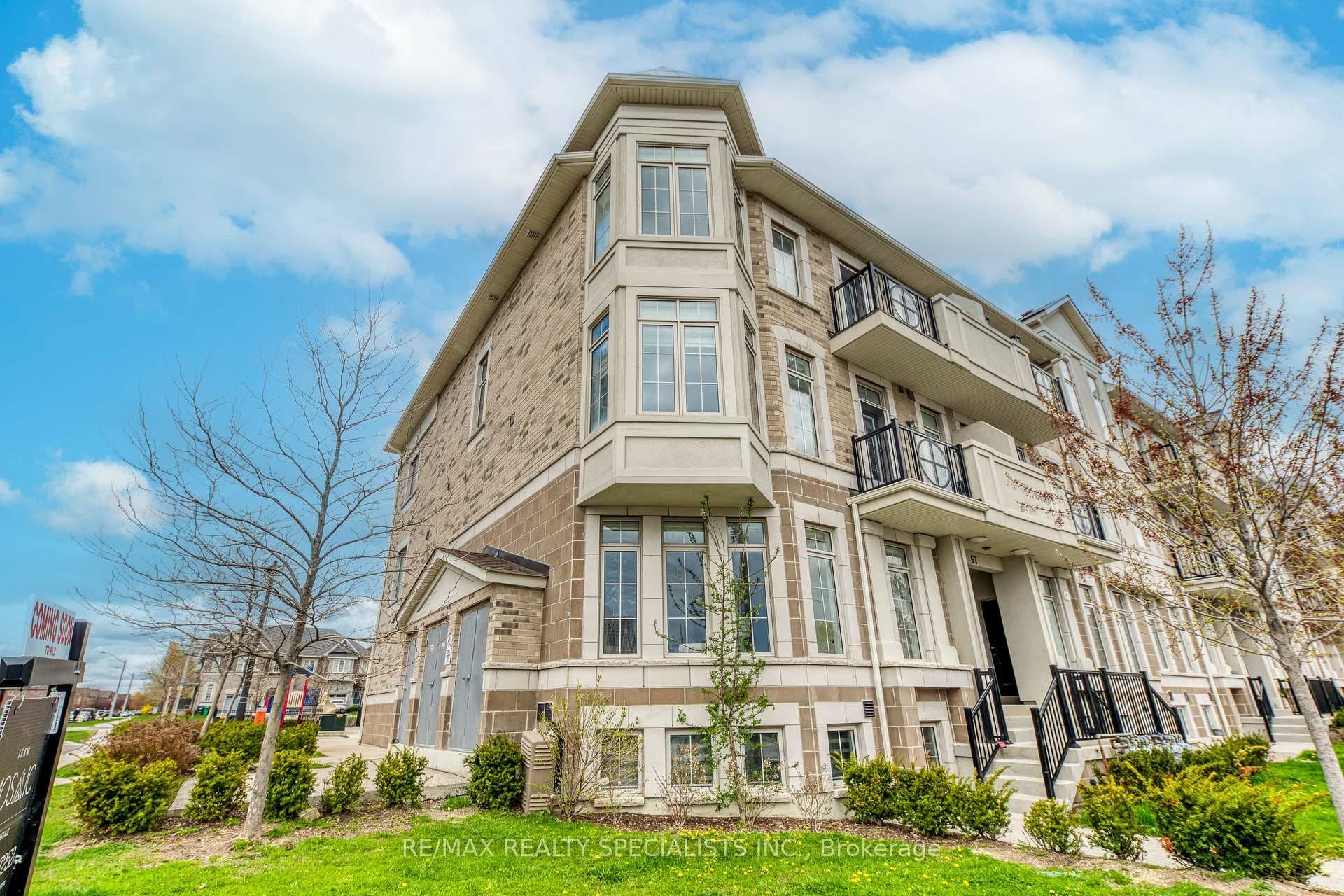 57 Armdale Road Unit 52, Mississauga, ON L4Z 0C7 - Photo 1