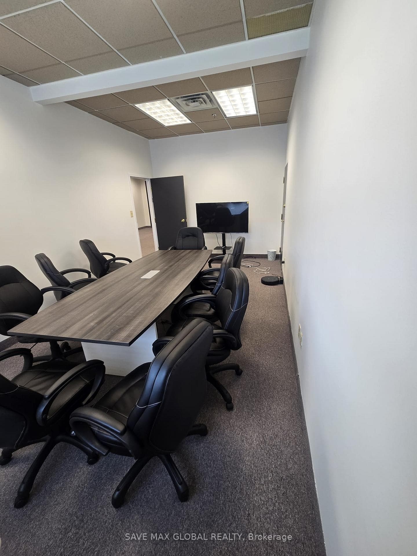 1601 River Road Unit 302, Kitchener, ON N2A 3Y4 - Photo 1