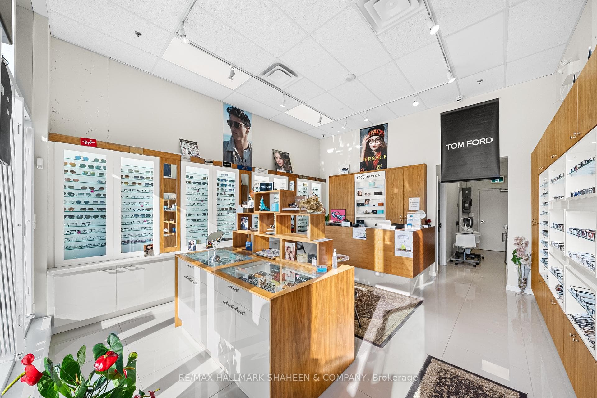 9610 Yonge Street Unit B10, Richmond Hill, ON L4C 1V6 - Photo 1