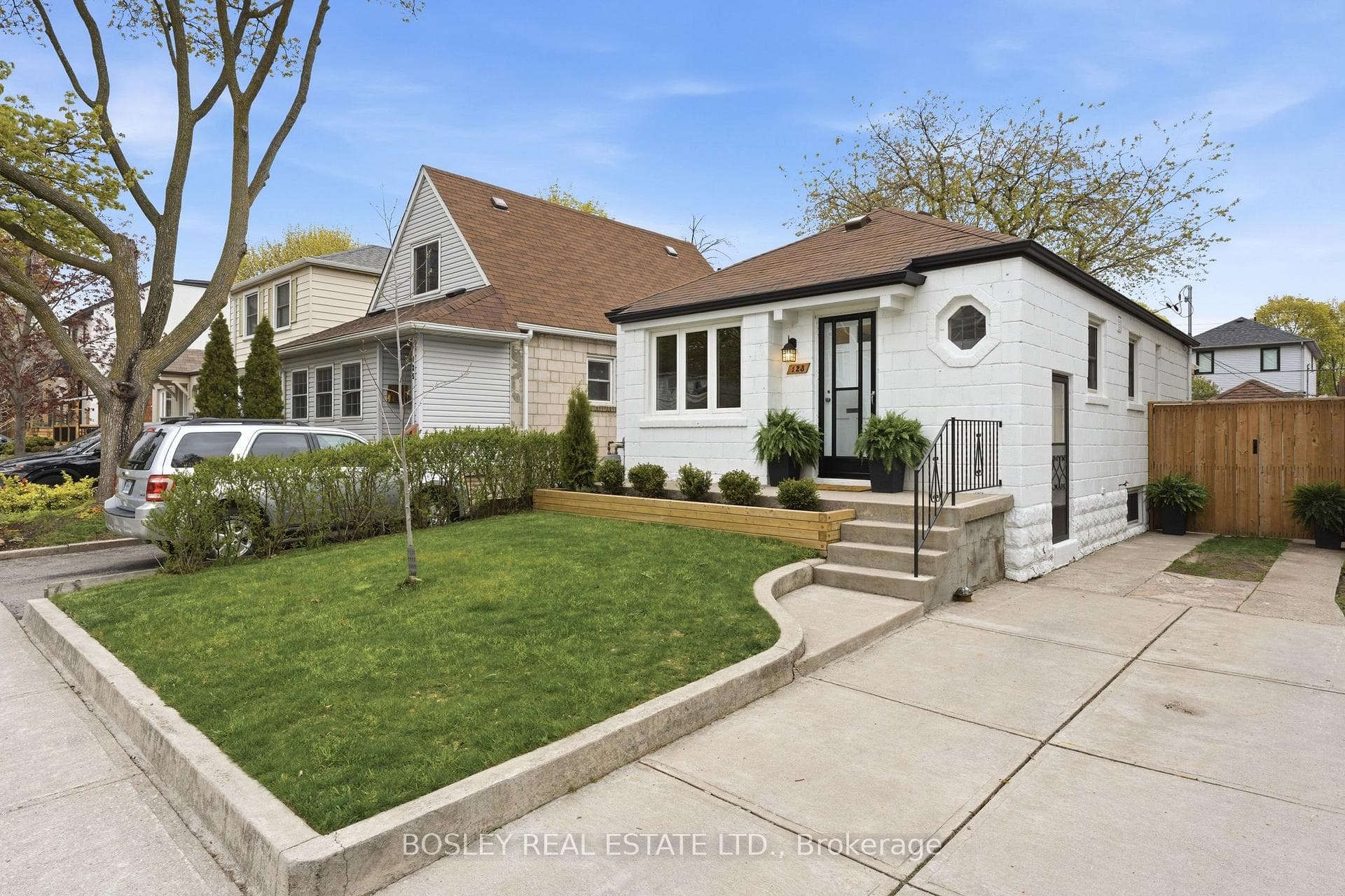 123 Dunington Drive, Birch Cliff / Cliffside, ON M1N 3E5 - Photo 1