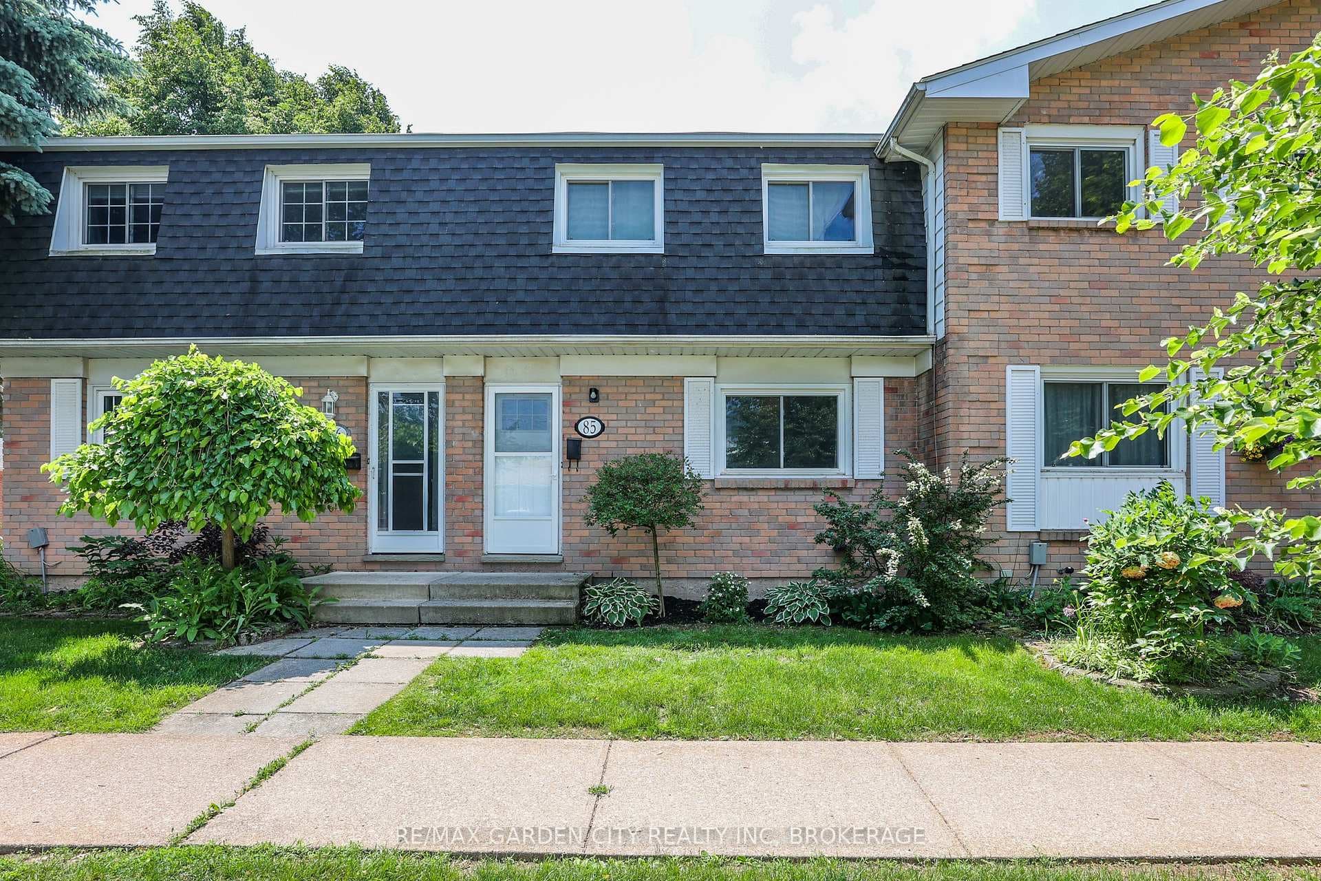 185 Denistoun Street Unit 85, Welland, ON L3C 6J6 - Photo 1