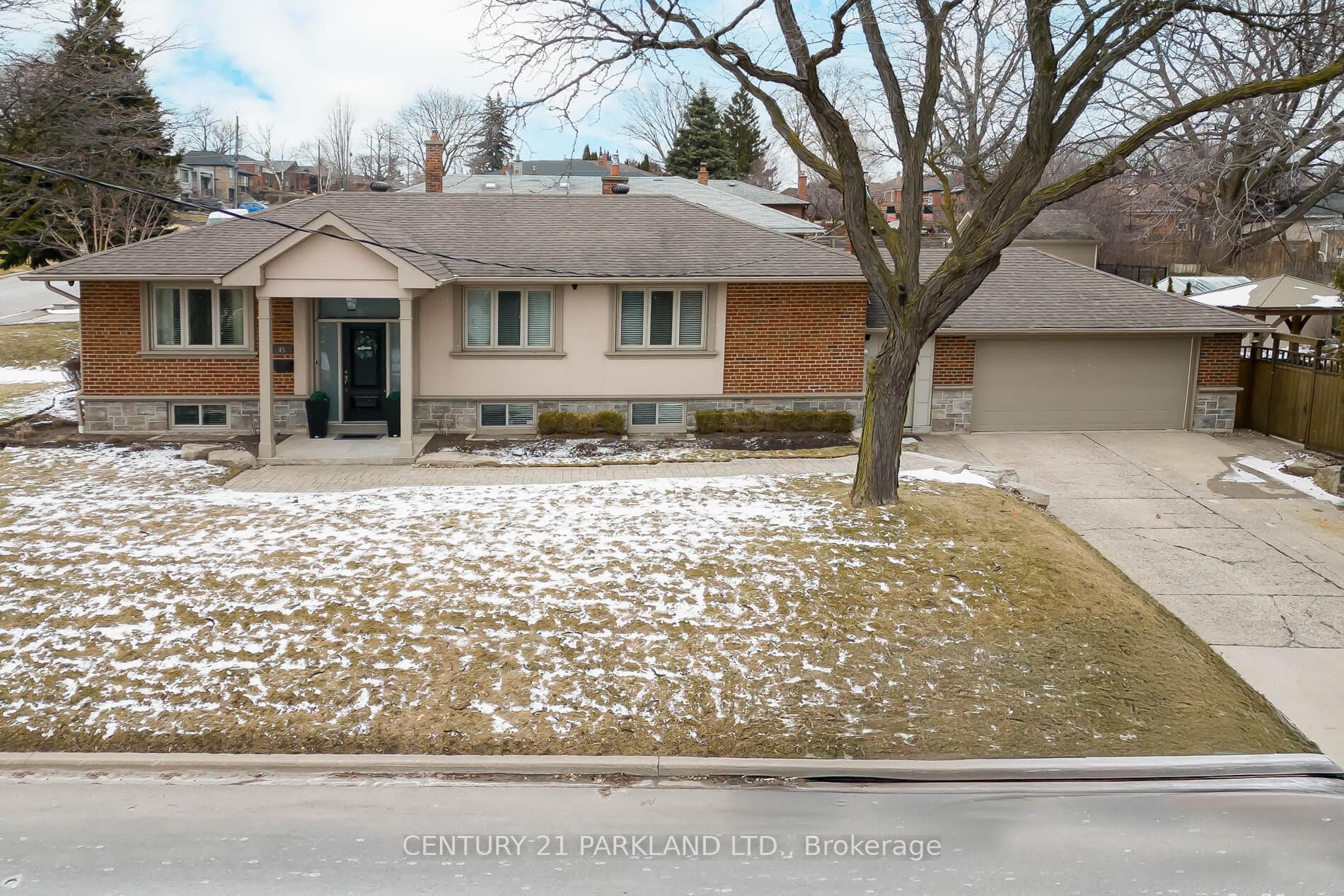 45 Deevale Road, Downsview / Black Creek, ON M3M 1Z4 - Photo 1