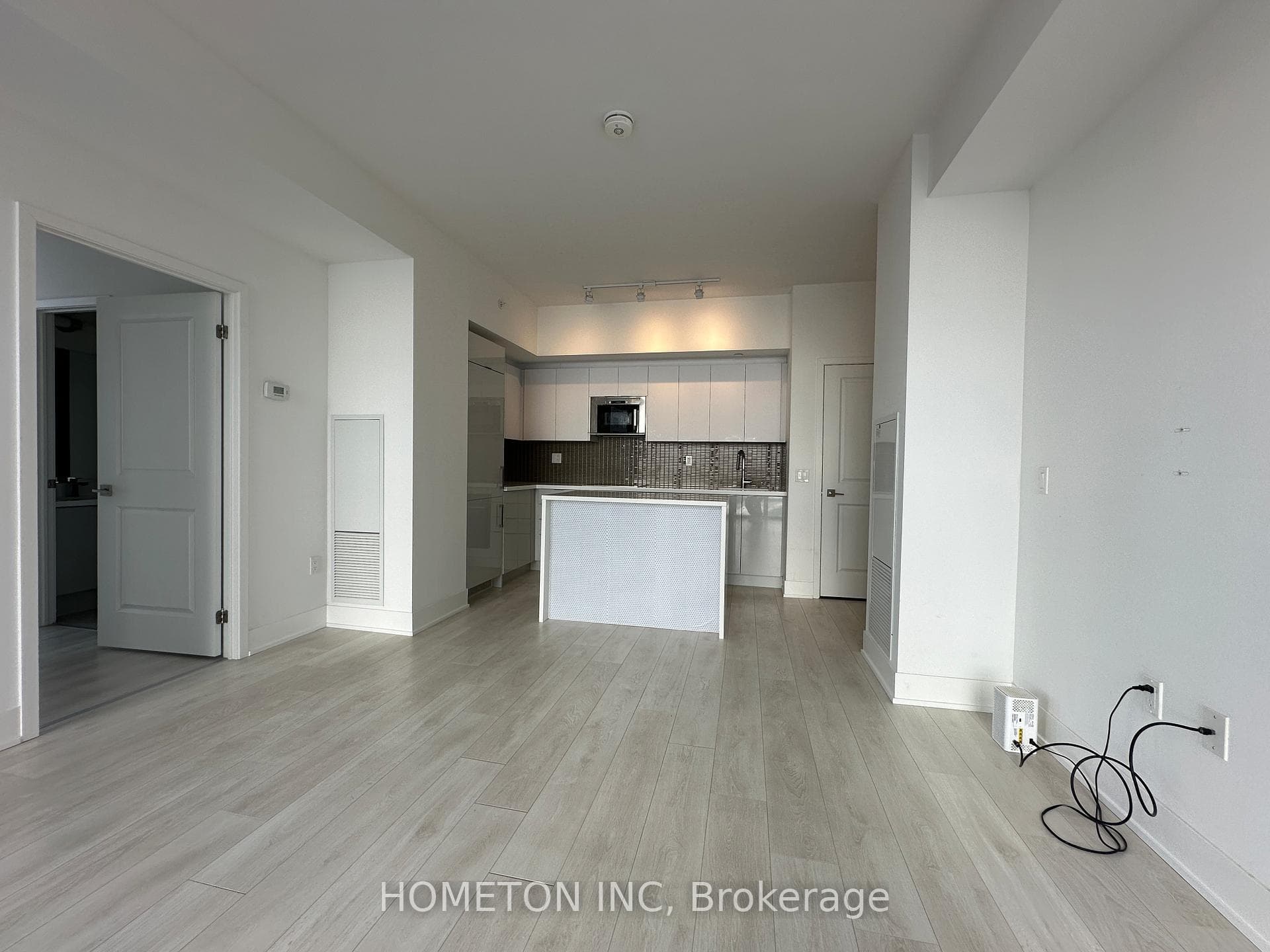 2916 highway 7 Road Unit 1803, Vaughan, ON L4K 0K6 - Photo 1