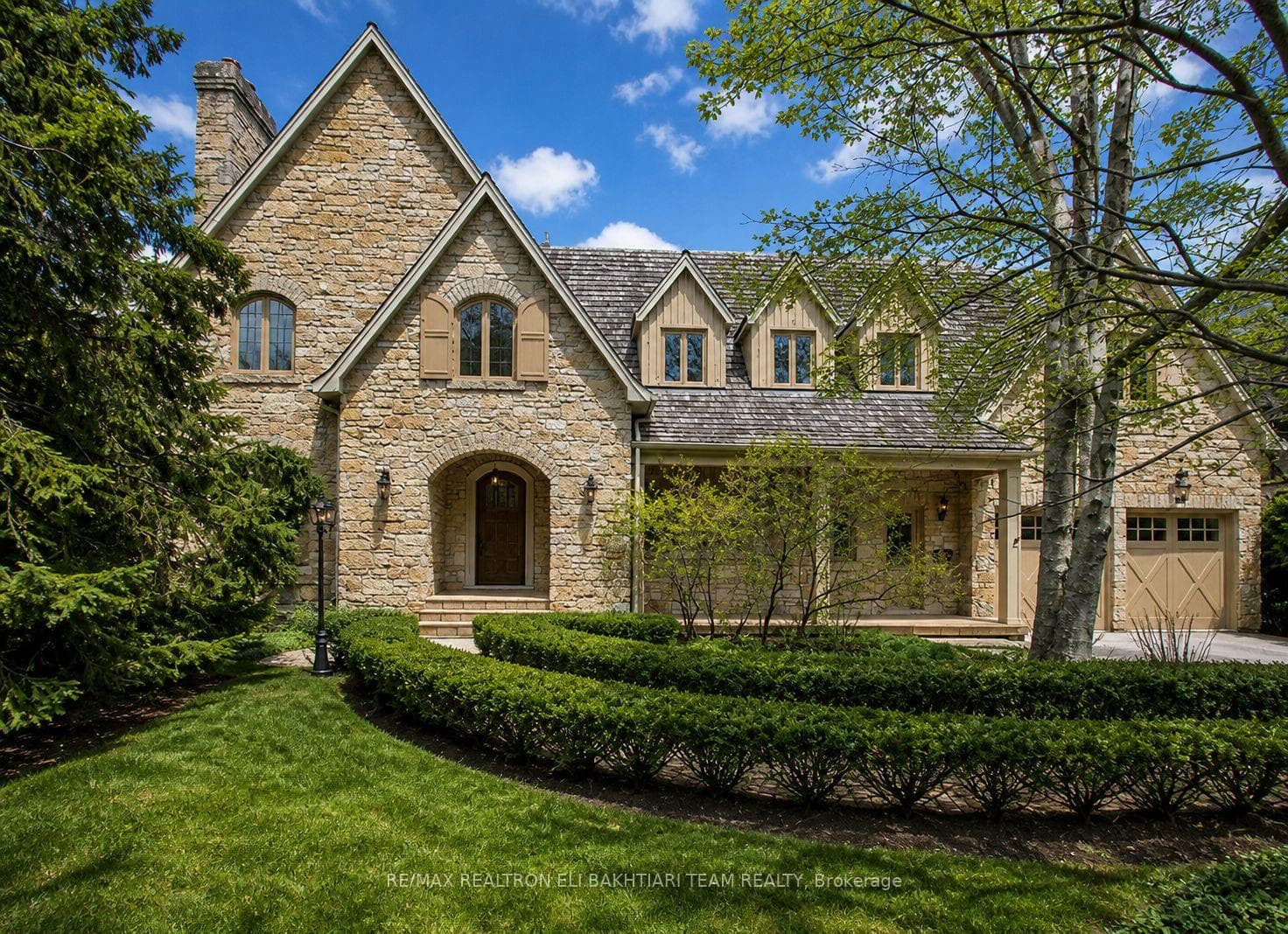 14 St Margarets Drive, Toronto C12