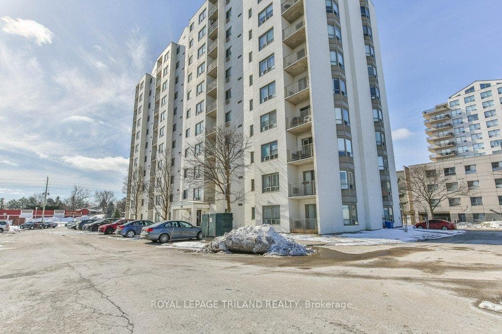 333 Commissioners Road Unit 405, London South, ON N6J 4X7 - Photo 1