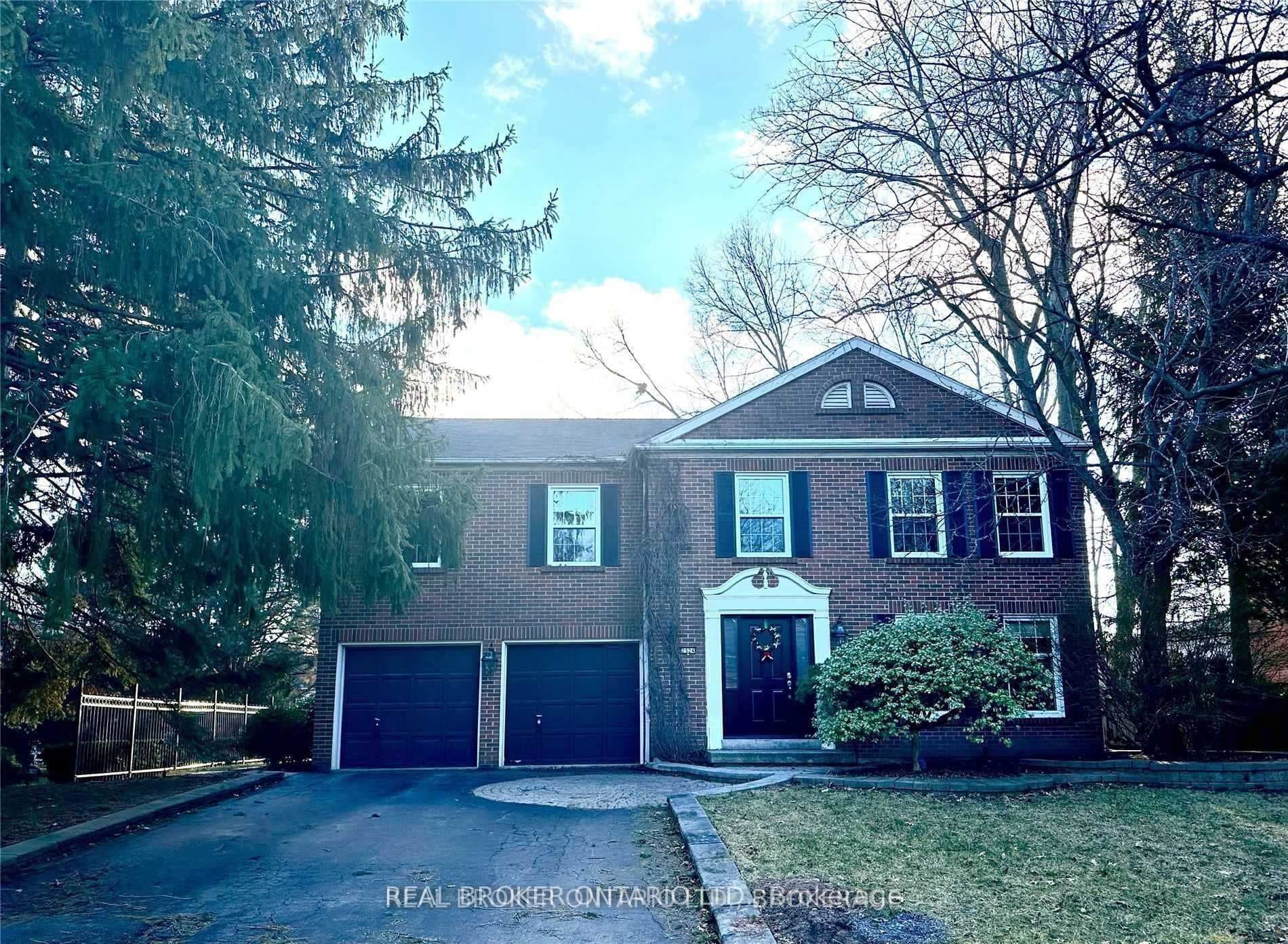 2524 King Richards Place, Mississauga, ON L5K 2H2 - Photo 1