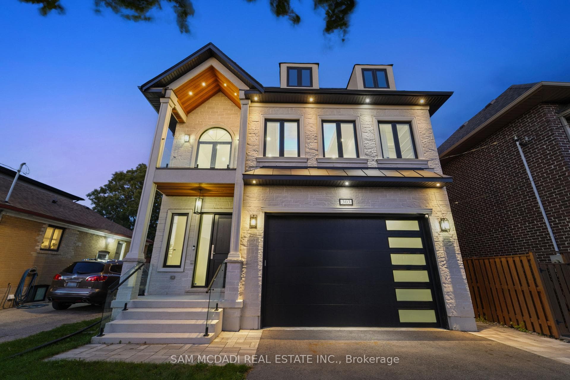 303 Delta Street, Liberty Village / Parkdale / South Parkdale, ON M8W 4G1 - Photo 1