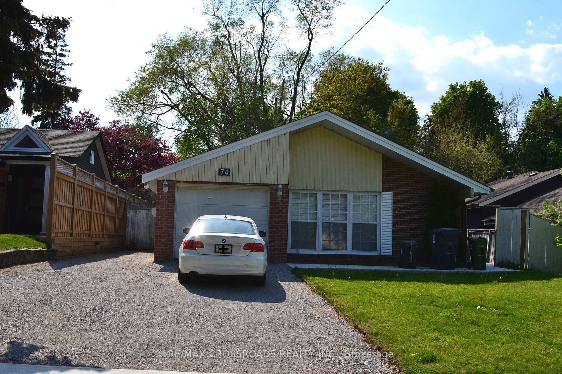74 Oakley Boulevard, Scarborough (West Hill / Highland Creek), ON M1P 3P6 - Photo 1