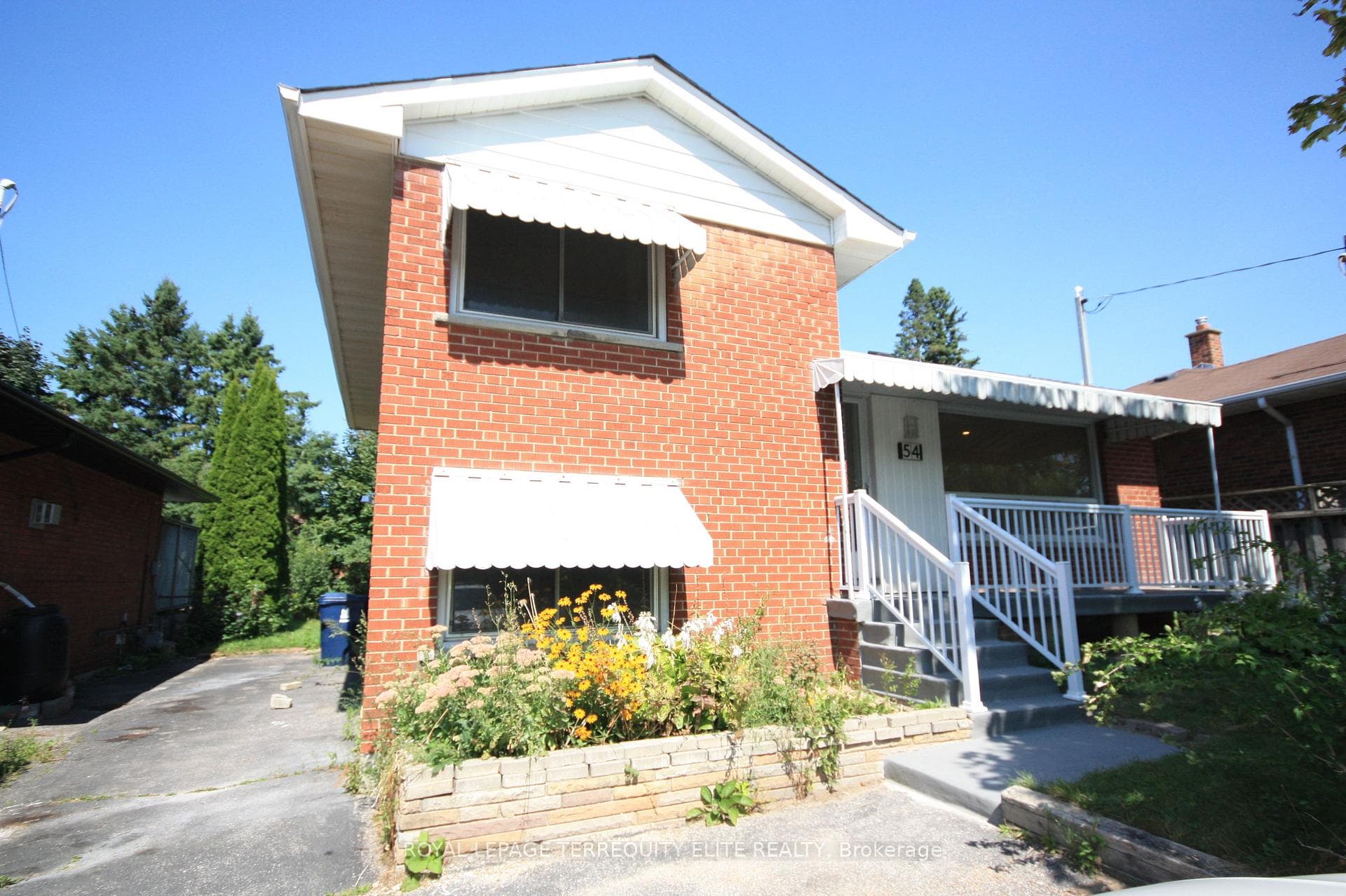 54 Beacham Crescent Unit Lower, Scarborough Village / Eglinton East, ON M1T 1N1 - Photo 1