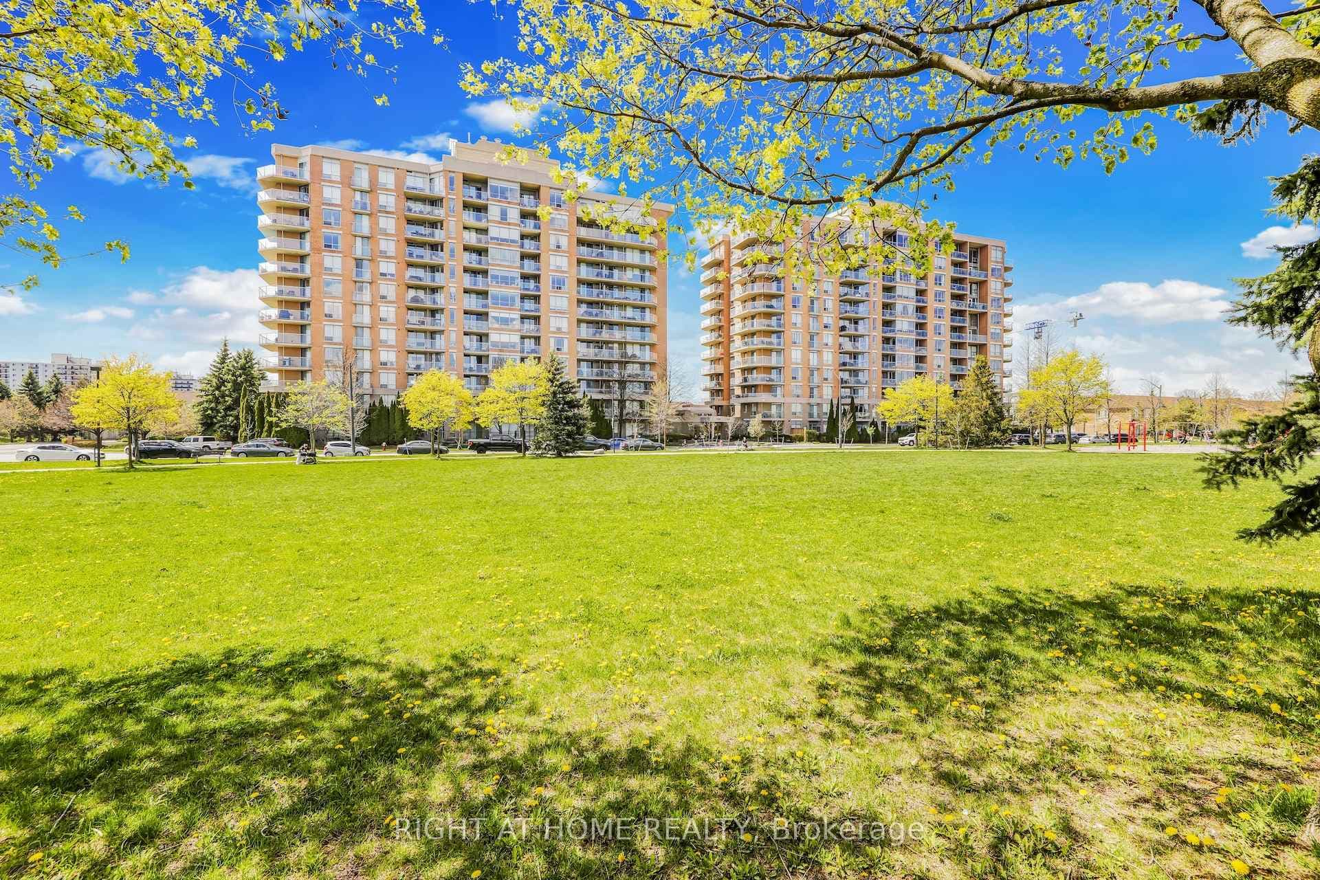 1140 Parkwest Place Unit 502, Mississauga, ON L5E 3K9 - Photo 1