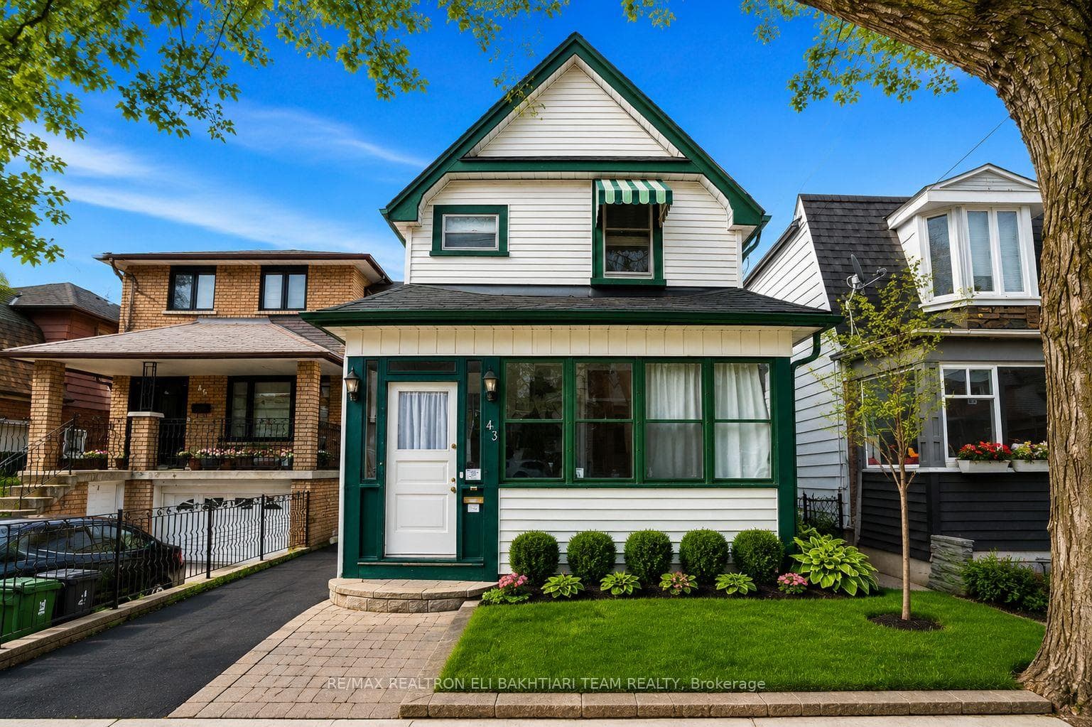 43 King Edward Avenue, Toronto E03
