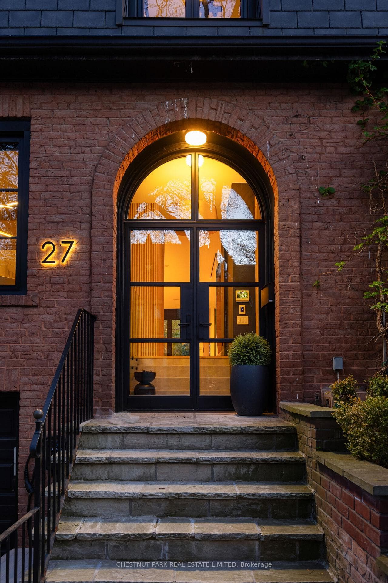 27 Boswell Avenue, Annex / Yorkville / Summerhill, ON M5R 1M5 - Photo 1