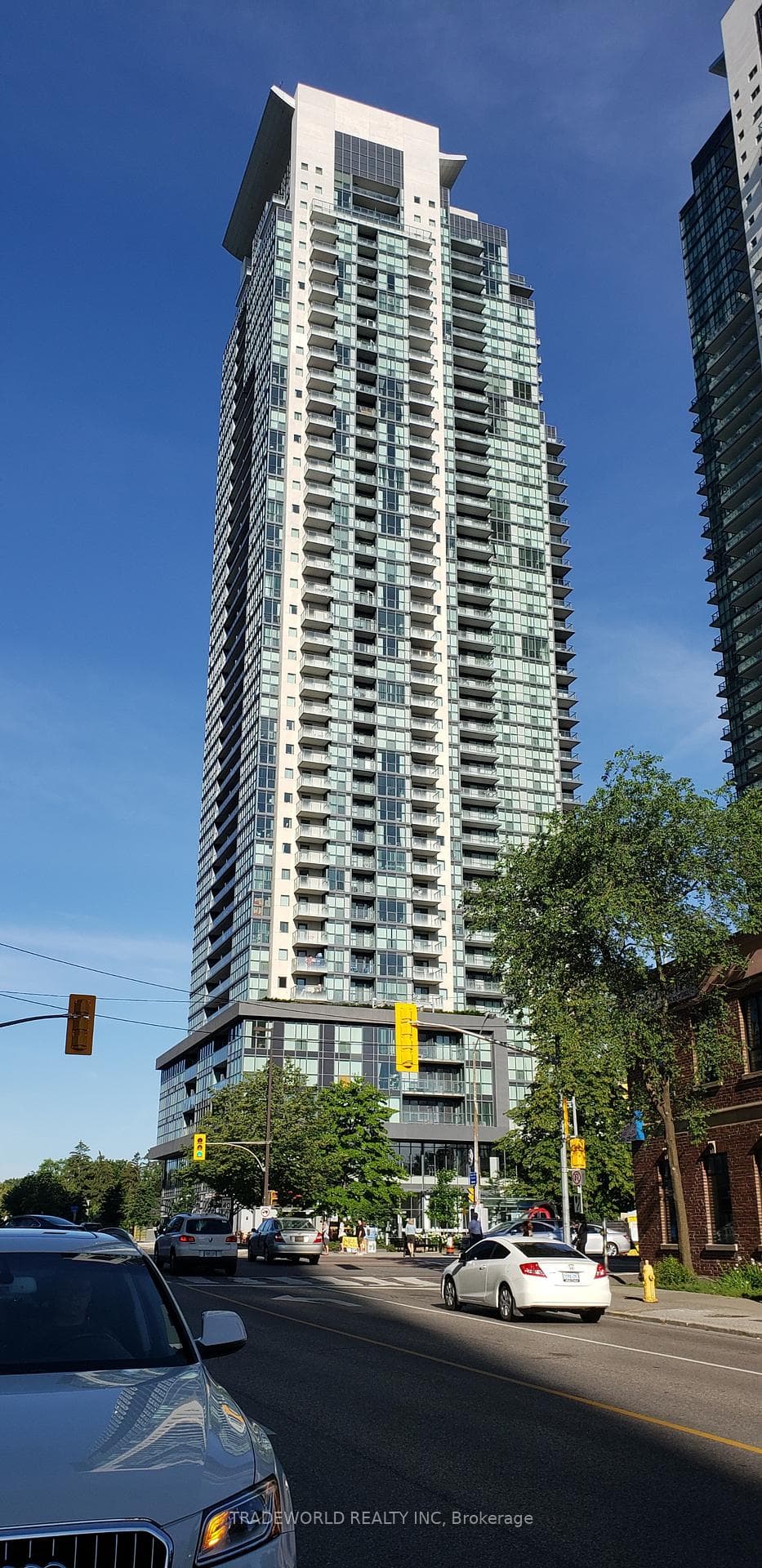 5162 Yonge Street Unit 1609, Thornhill / Willowdale, ON M2N 0E9 - Photo 1