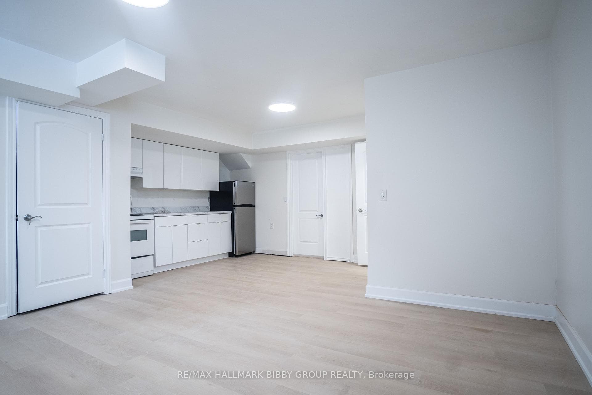 118 Fairholme Avenue Unit Basement 2, Lawrence Park / Bedford Park, ON M6B 2W9 - Photo 1