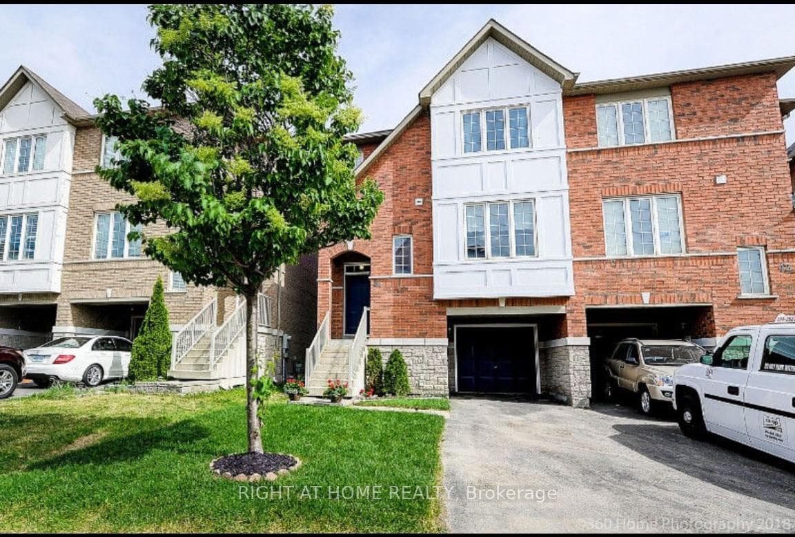 7155 Magistrate Terrace Unit 44, Mississauga, ON L5W 1Y8 - Photo 1