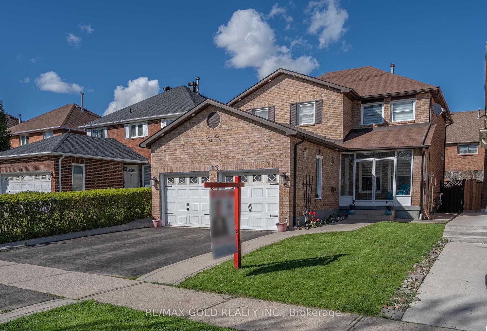 103 Lord Simcoe Drive, Brampton, ON L6S 5H4 - Photo 1