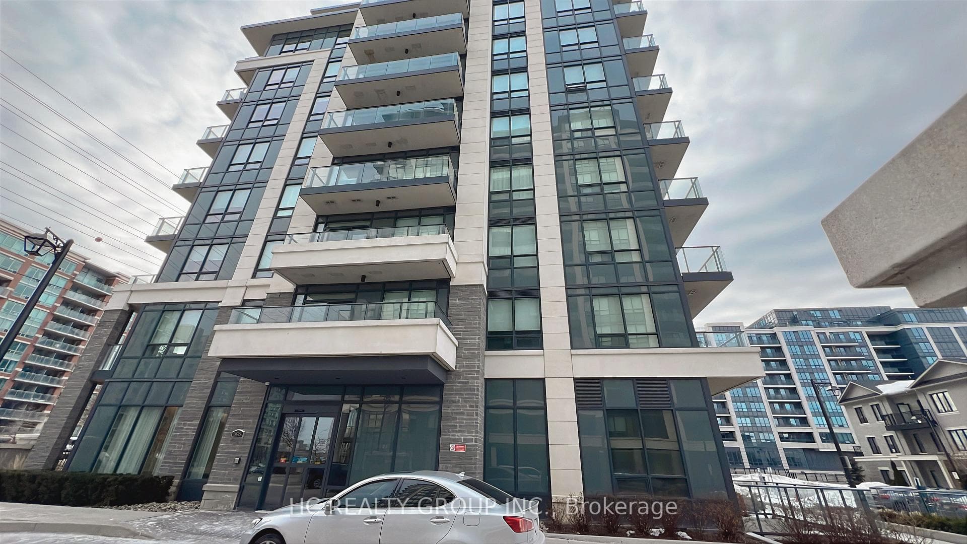 396 Highway 7 Avenue Unit 607, Richmond Hill, ON L4B 0G7 - Photo 1