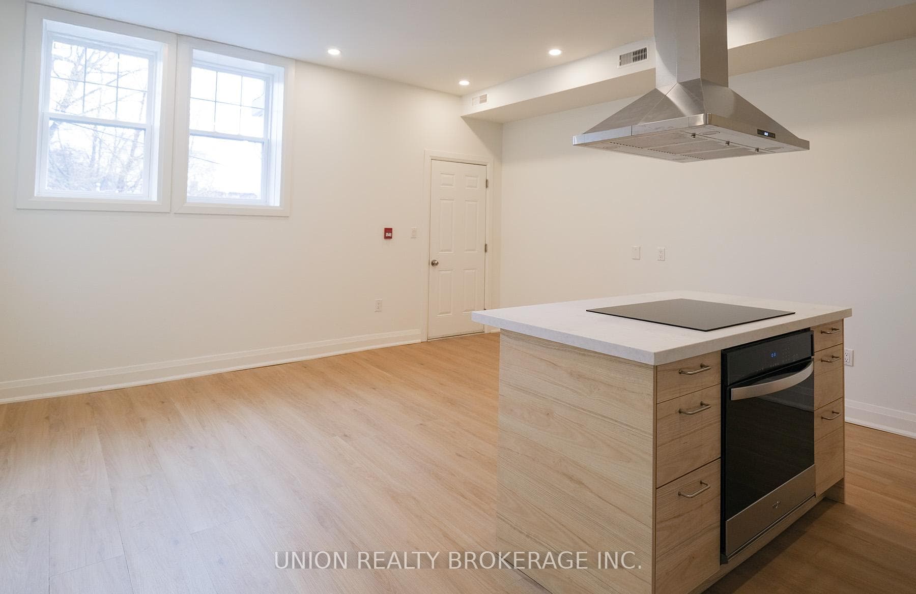 85 Beech Avenue Unit 2, The Beaches / Upper Beaches, ON M4E 3H5 - Photo 1