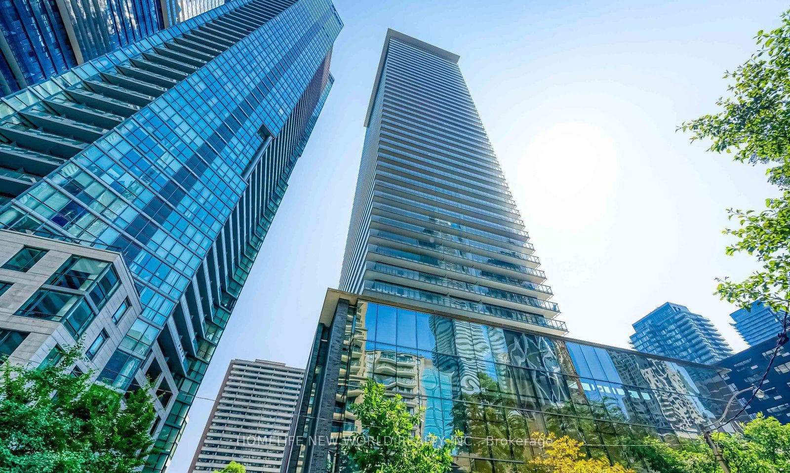 33 Charles Street Unit 2109, Regent Park / Cabbagetown / St. James Town, ON M4Y 0A2 - Photo 1
