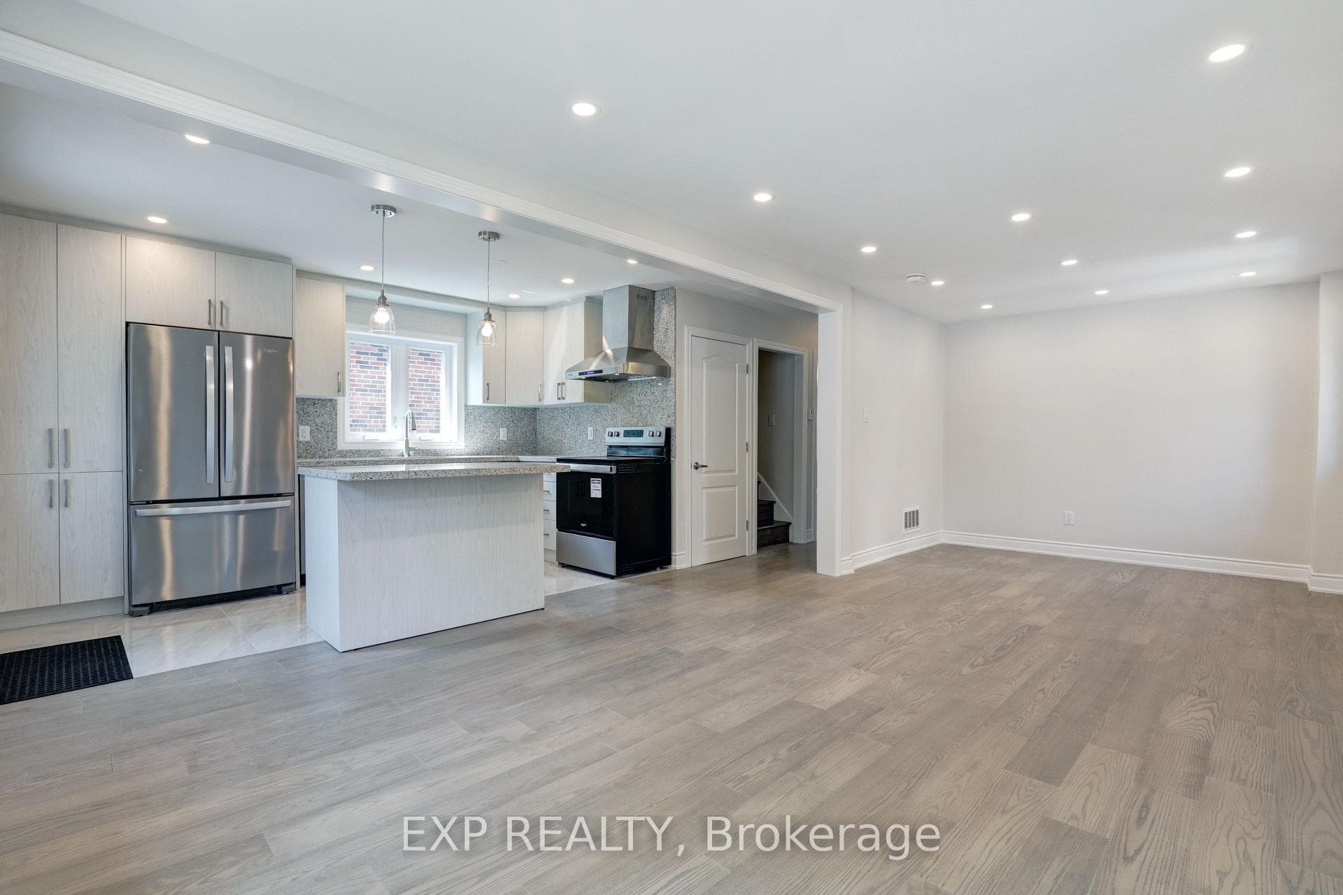 432 Mortimer Avenue Unit Main, Danforth / East York, ON M4J 2G9 - Photo 1