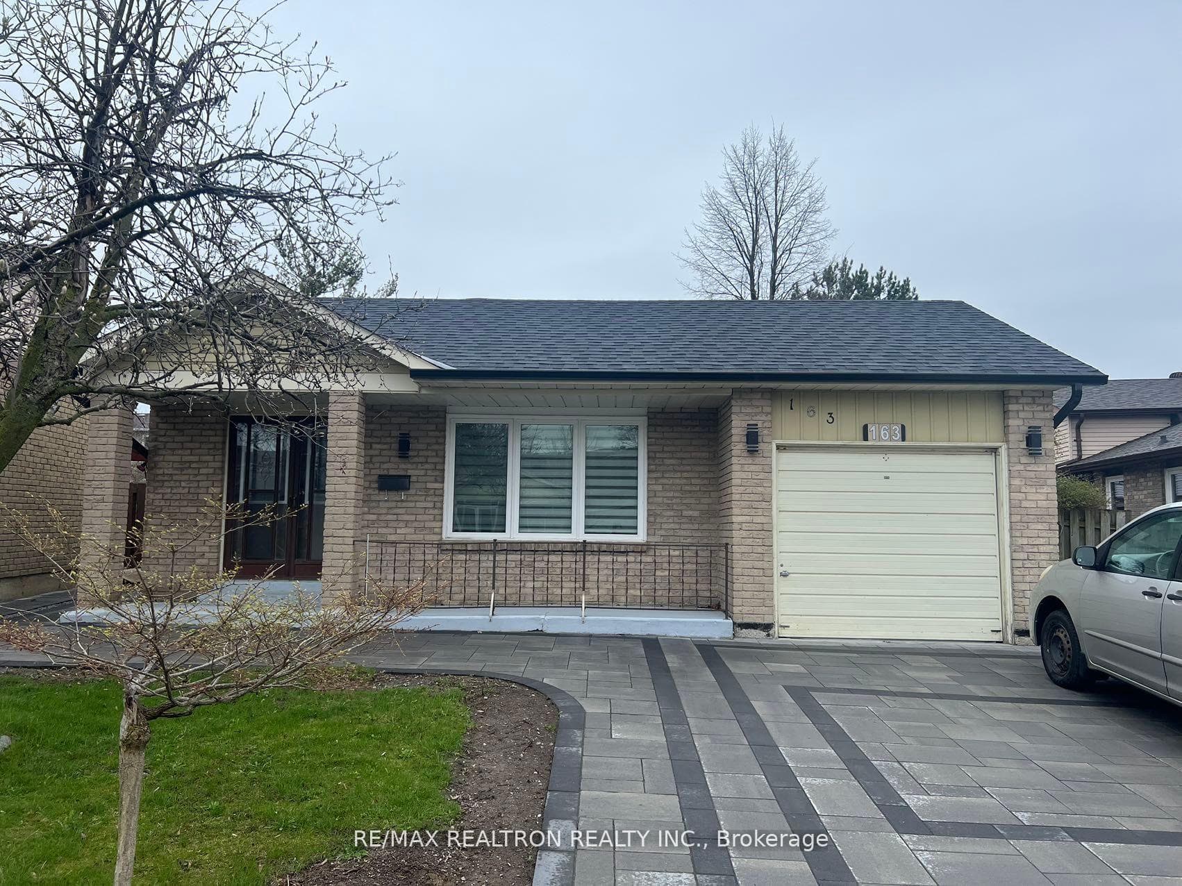 163 Ingleton Boulevard Unit Upper, Agincourt / Milliken, ON M1V 1Z8 - Photo 1