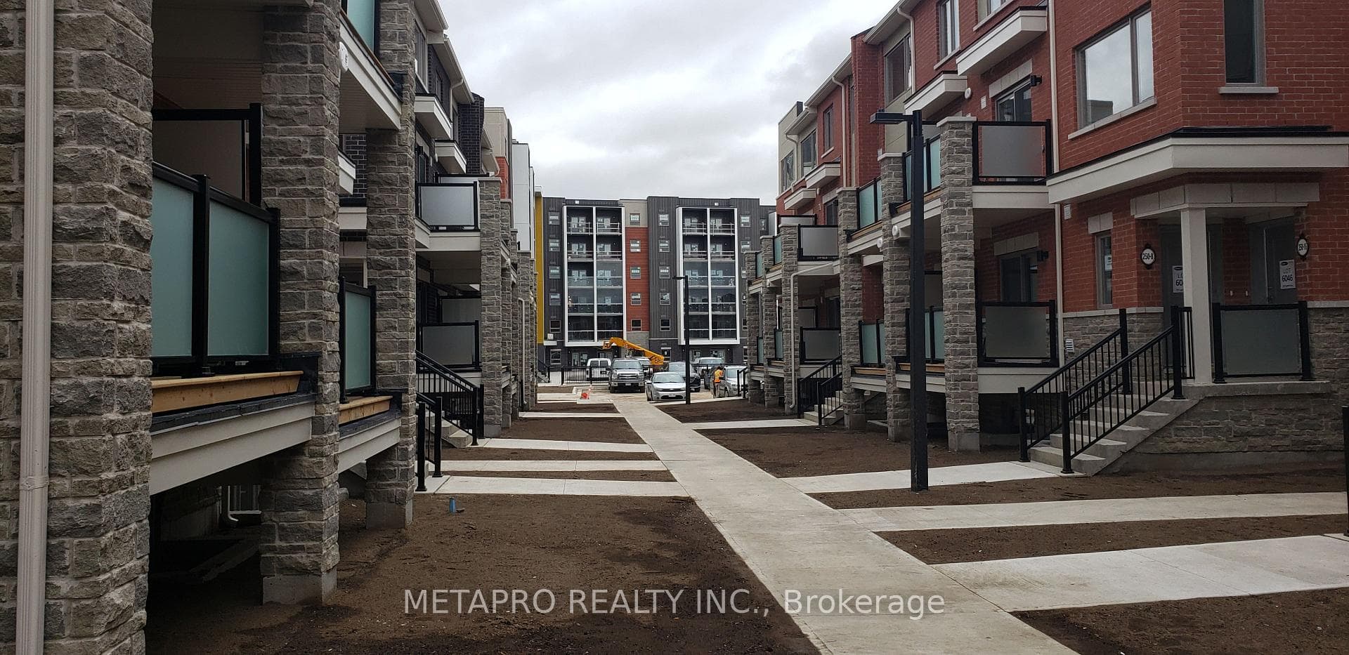 230 Lagerfeld Drive Unit 2, Brampton