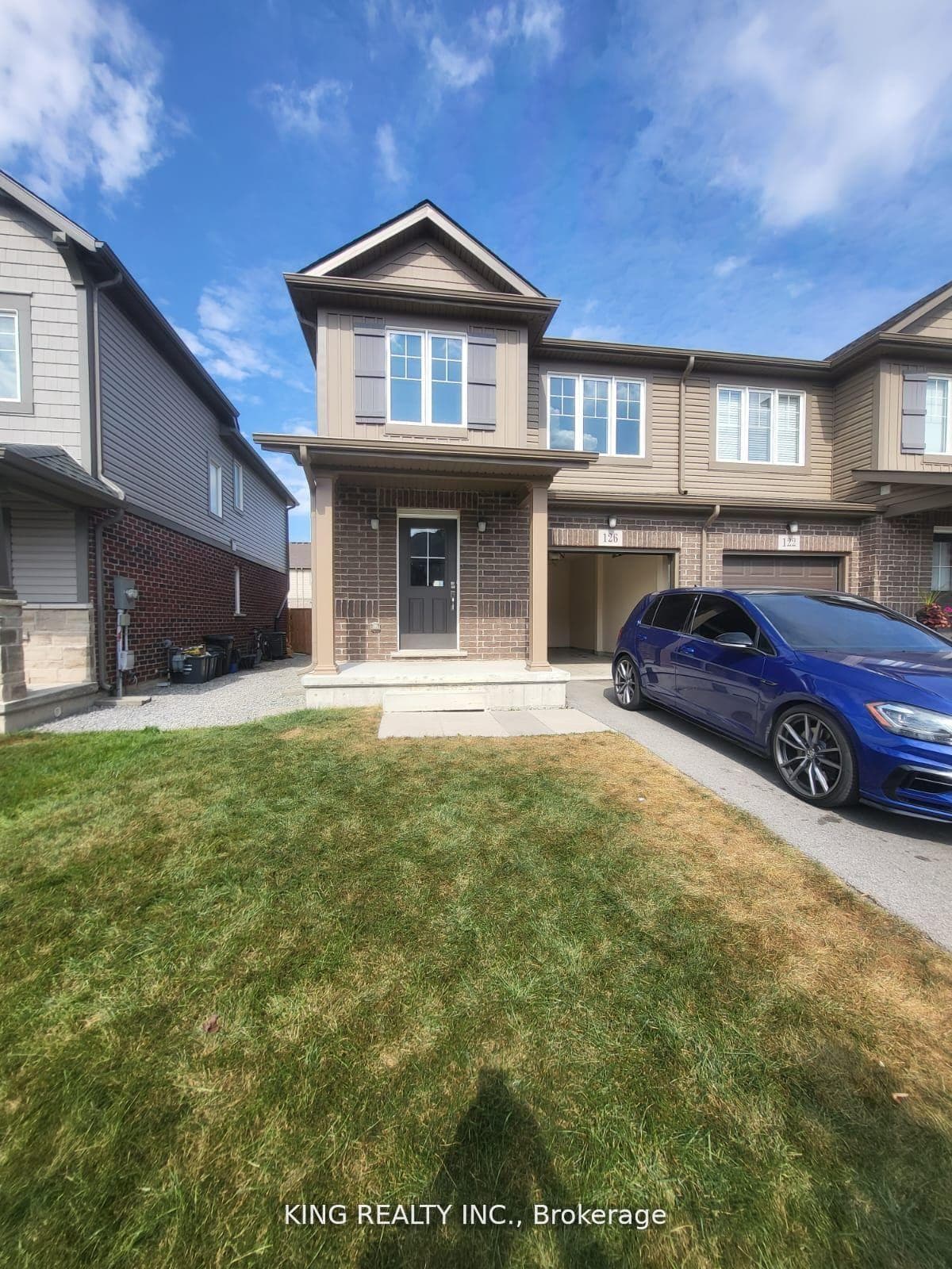 126 Monarch Street, Welland, ON L3C 0G6 - Photo 1