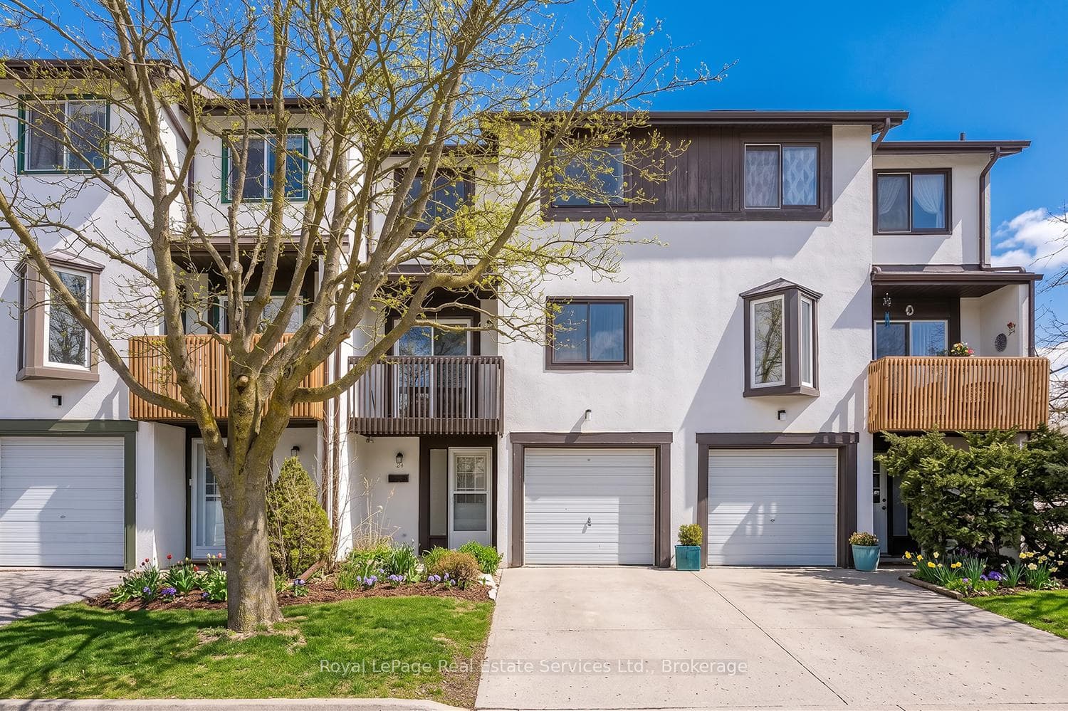 2651 Aquitaine Avenue Unit 24, Mississauga, ON L5N 1V5 - Photo 1